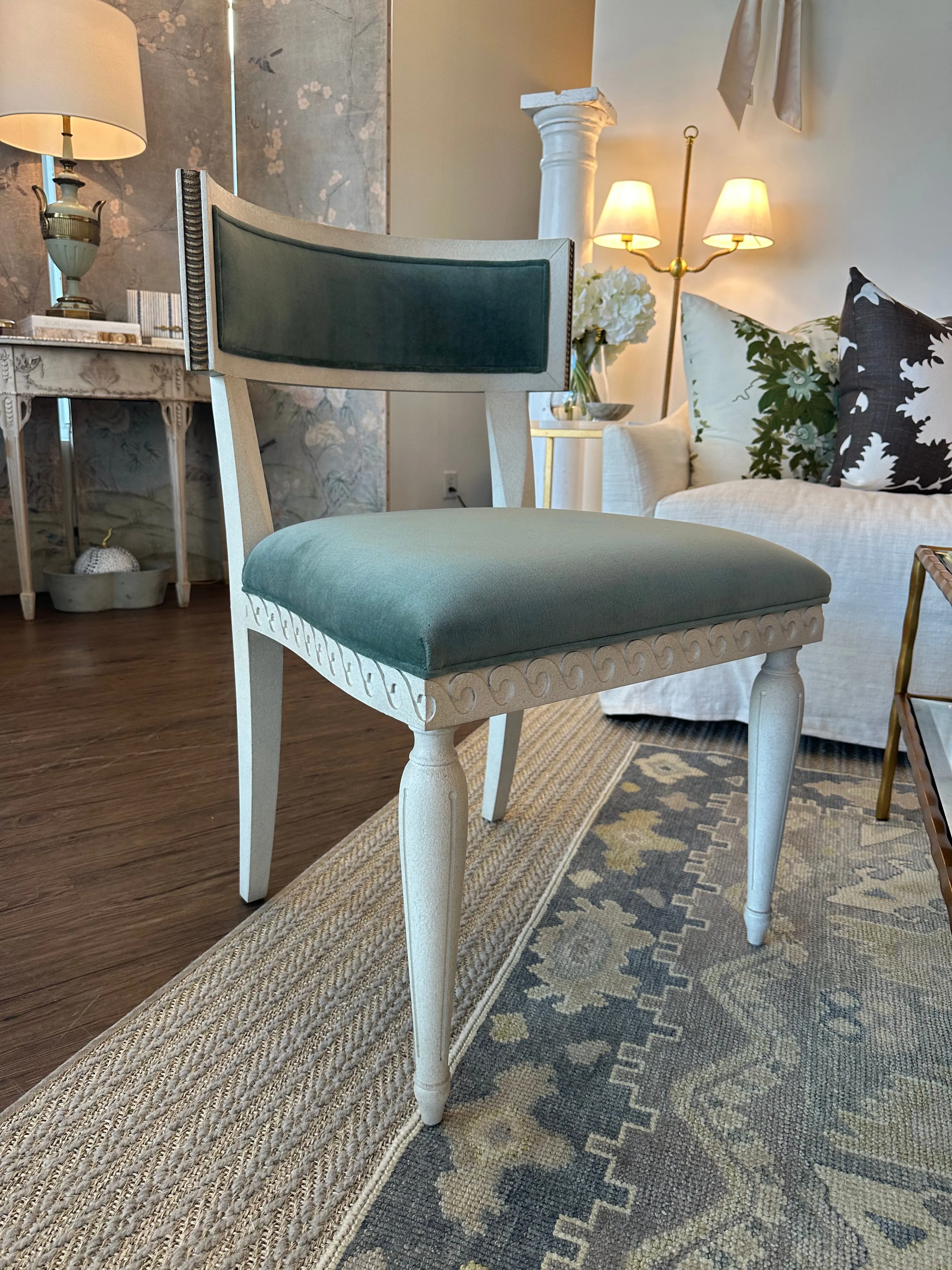 Delphi Chair