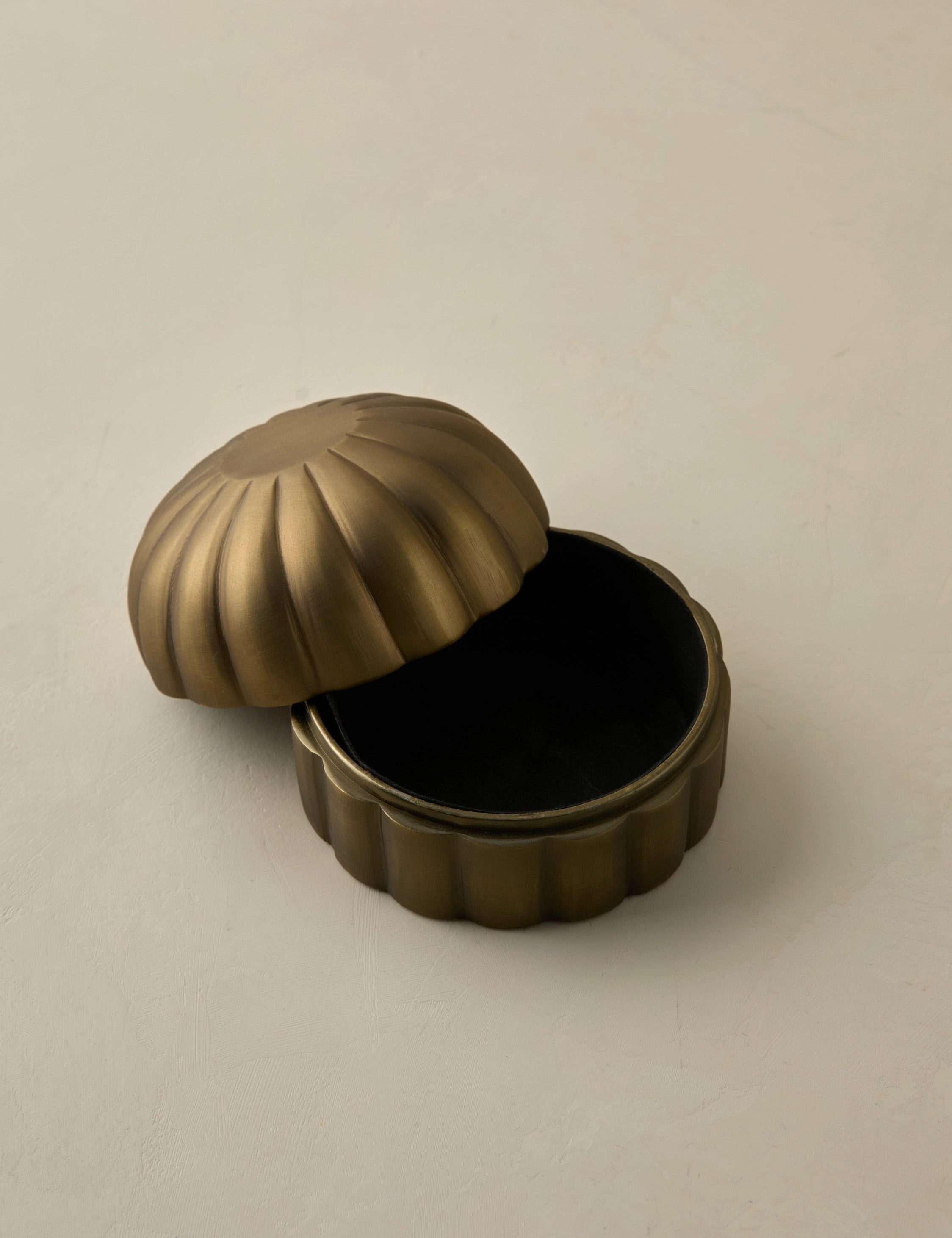 Delphi Lidded Box