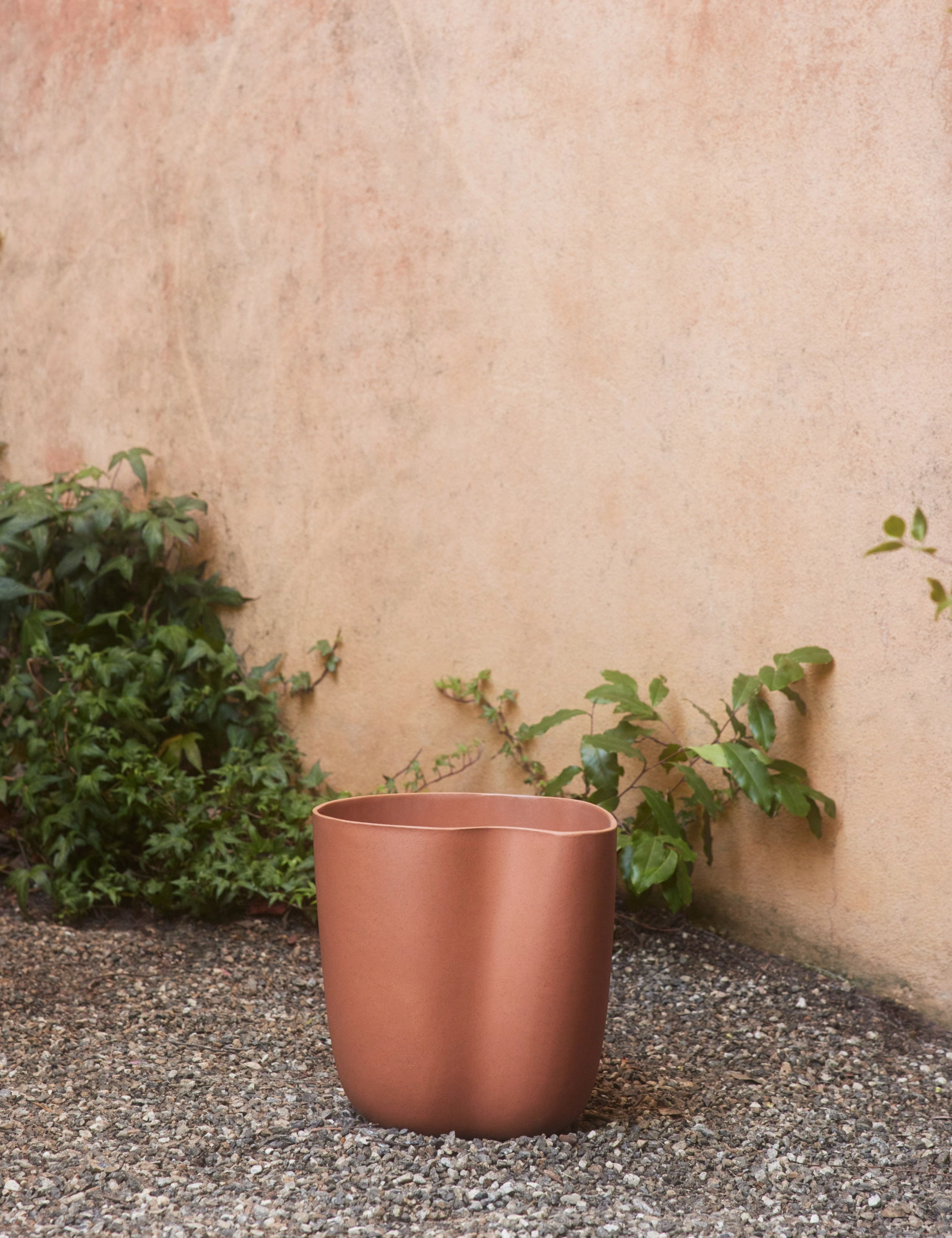 Dempsy Planter by Sarah Sherman Samuel