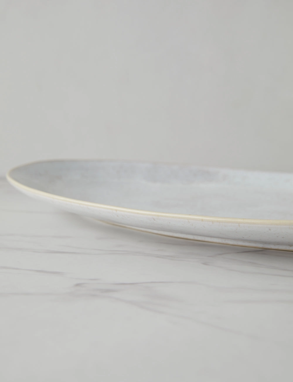 Eivissa Oval Serving Platte by Casafina