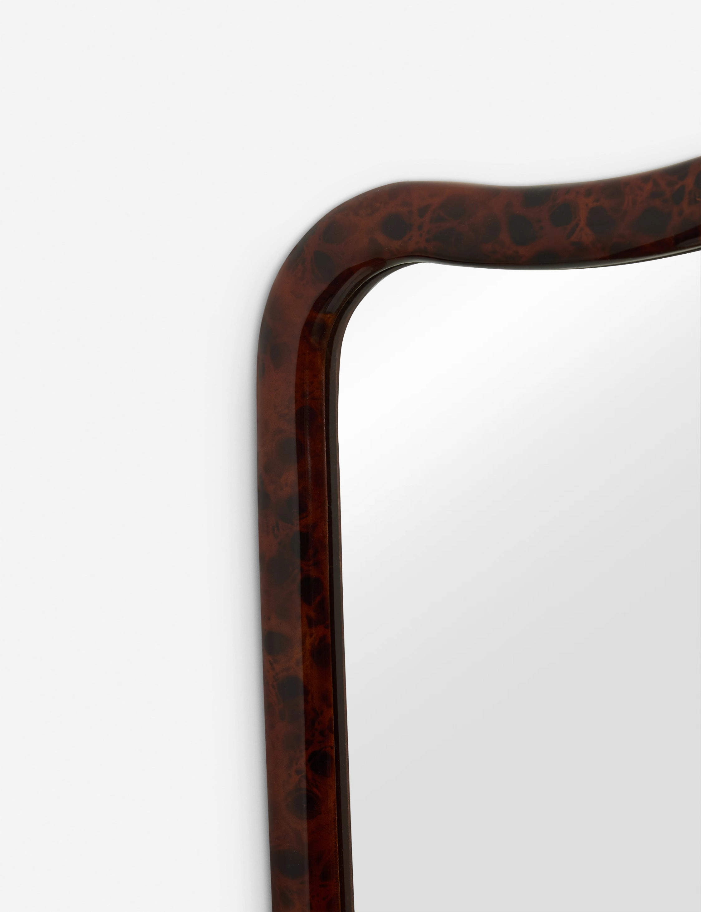Elda Mirror