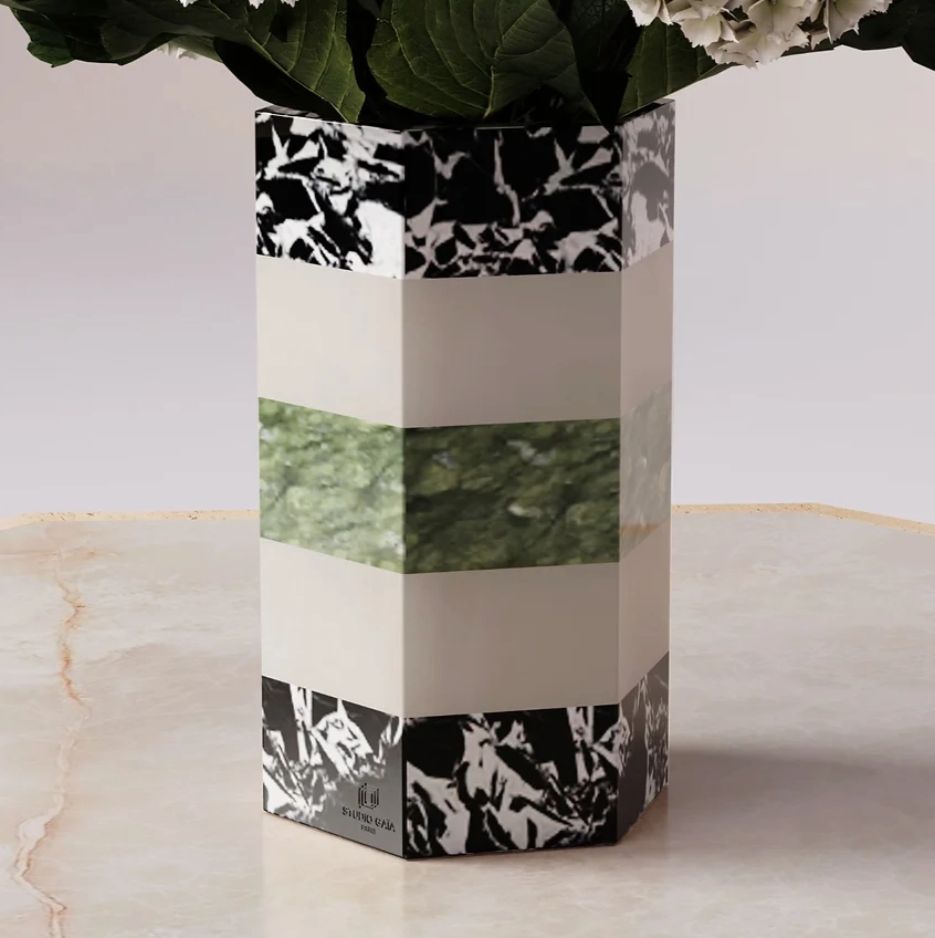 Emma Vase