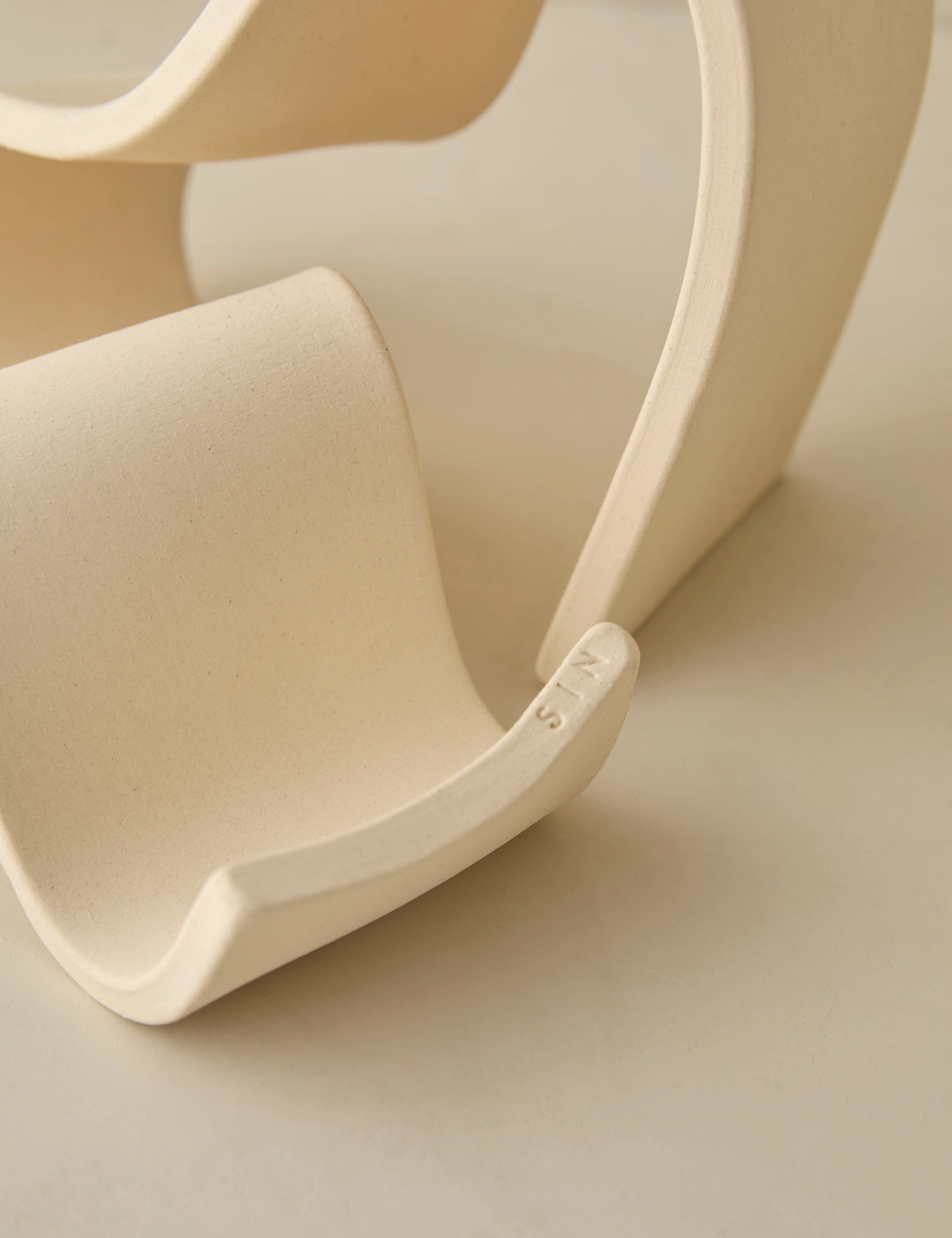 Fettu Bookends (Set of 2) by SIN