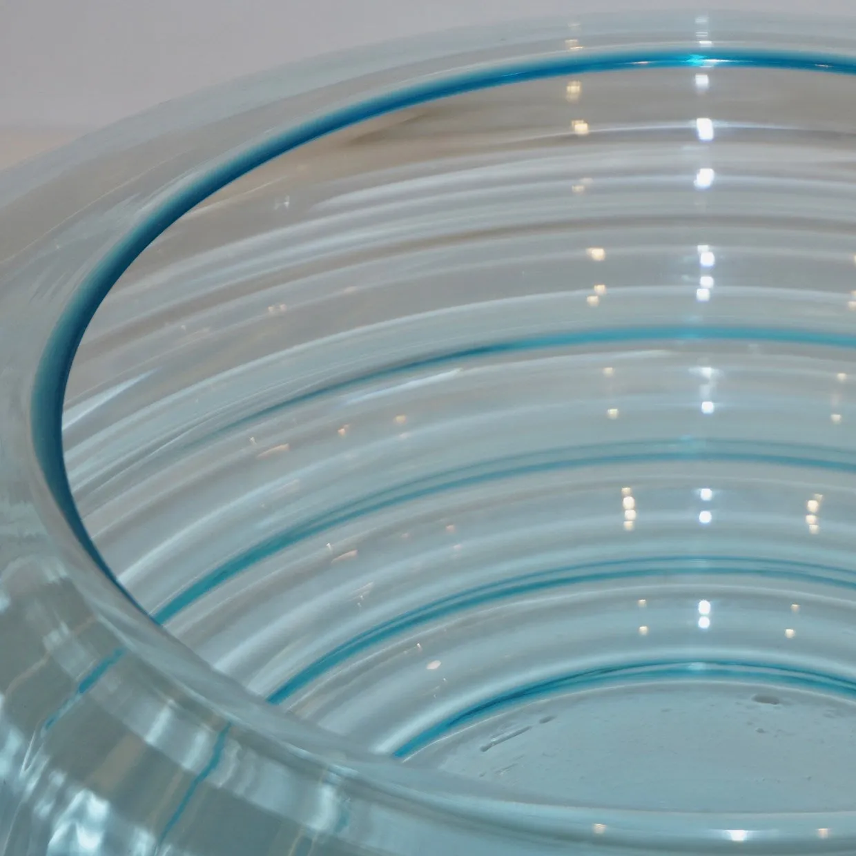 Giampaolo Ghisetti 1970s Vintage Round Aquamarine Blue Murano Glass Ribbed Bowl