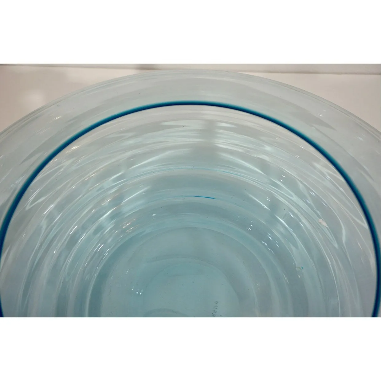 Giampaolo Ghisetti 1970s Vintage Round Aquamarine Blue Murano Glass Ribbed Bowl