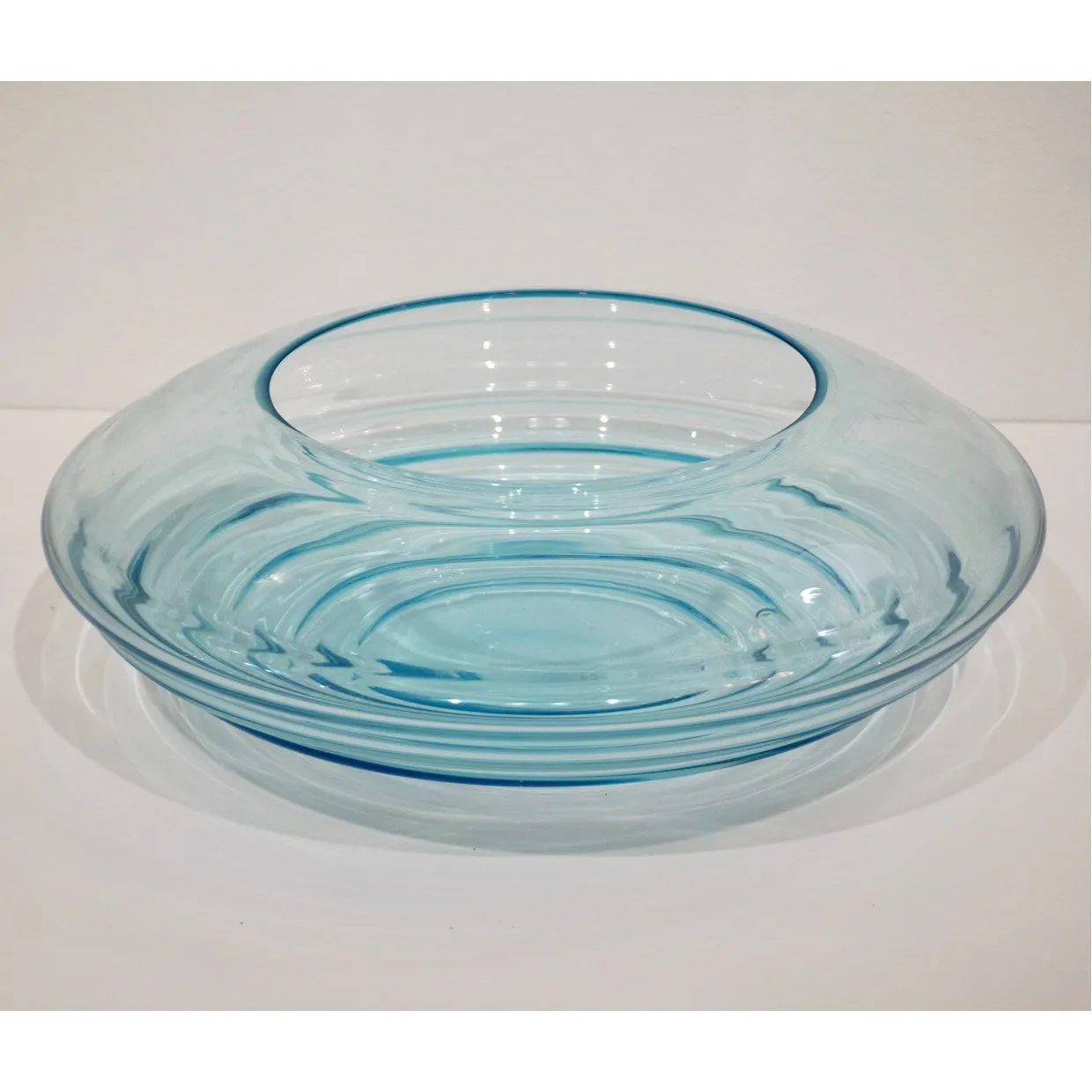 Giampaolo Ghisetti 1970s Vintage Round Aquamarine Blue Murano Glass Ribbed Bowl