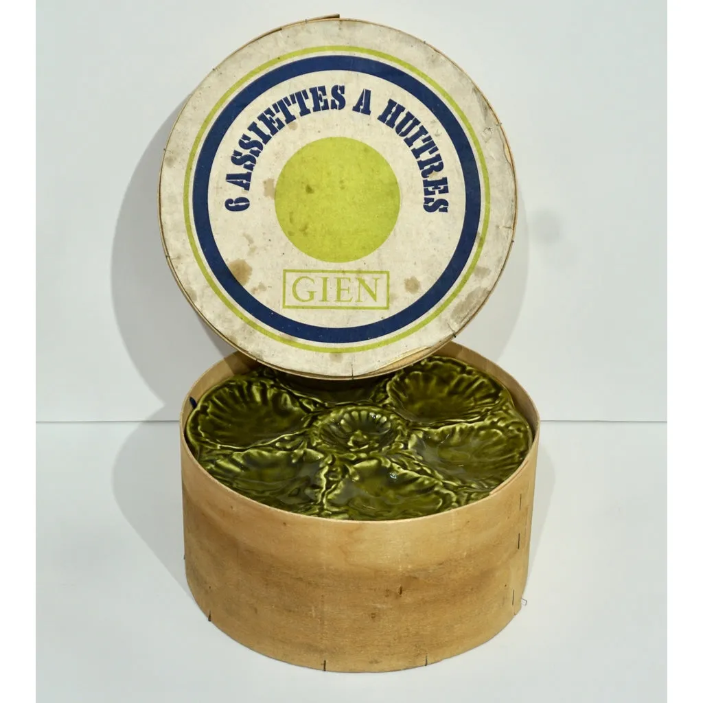 Gien 1950s French Set of 6 Green Majolica Oyster plates in Original Wood Box 