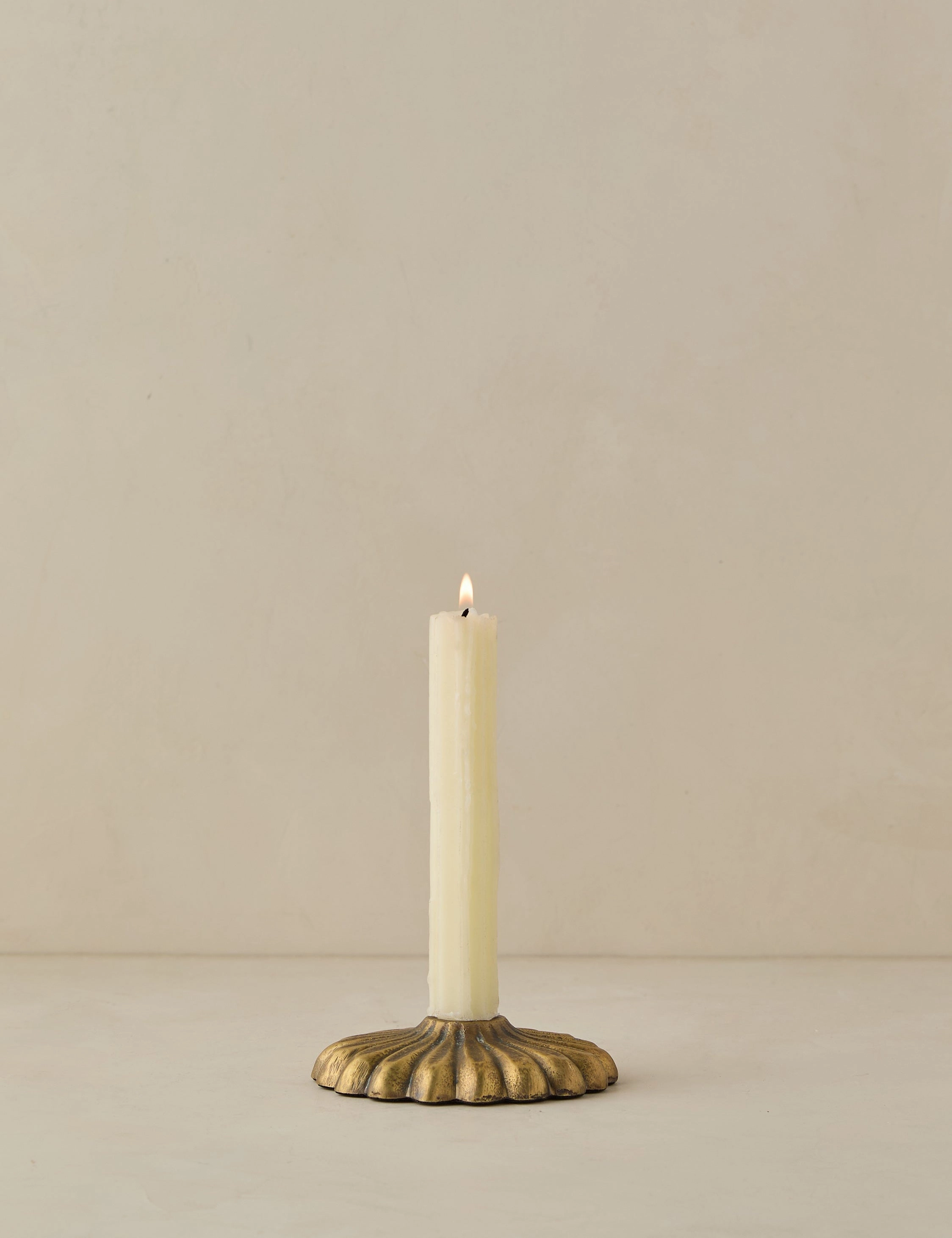 Giovanna Candle Holder