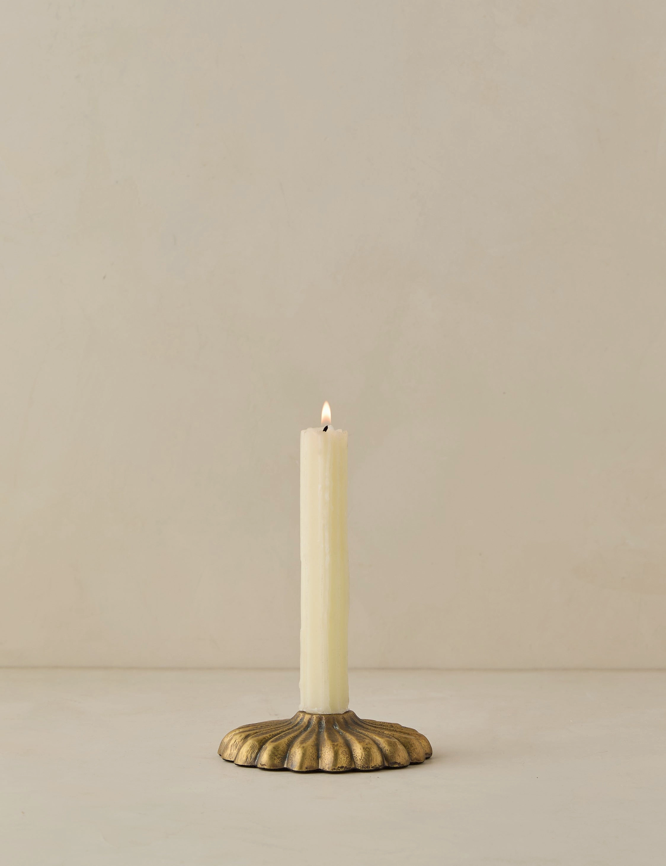 Giovanna Candle Holder