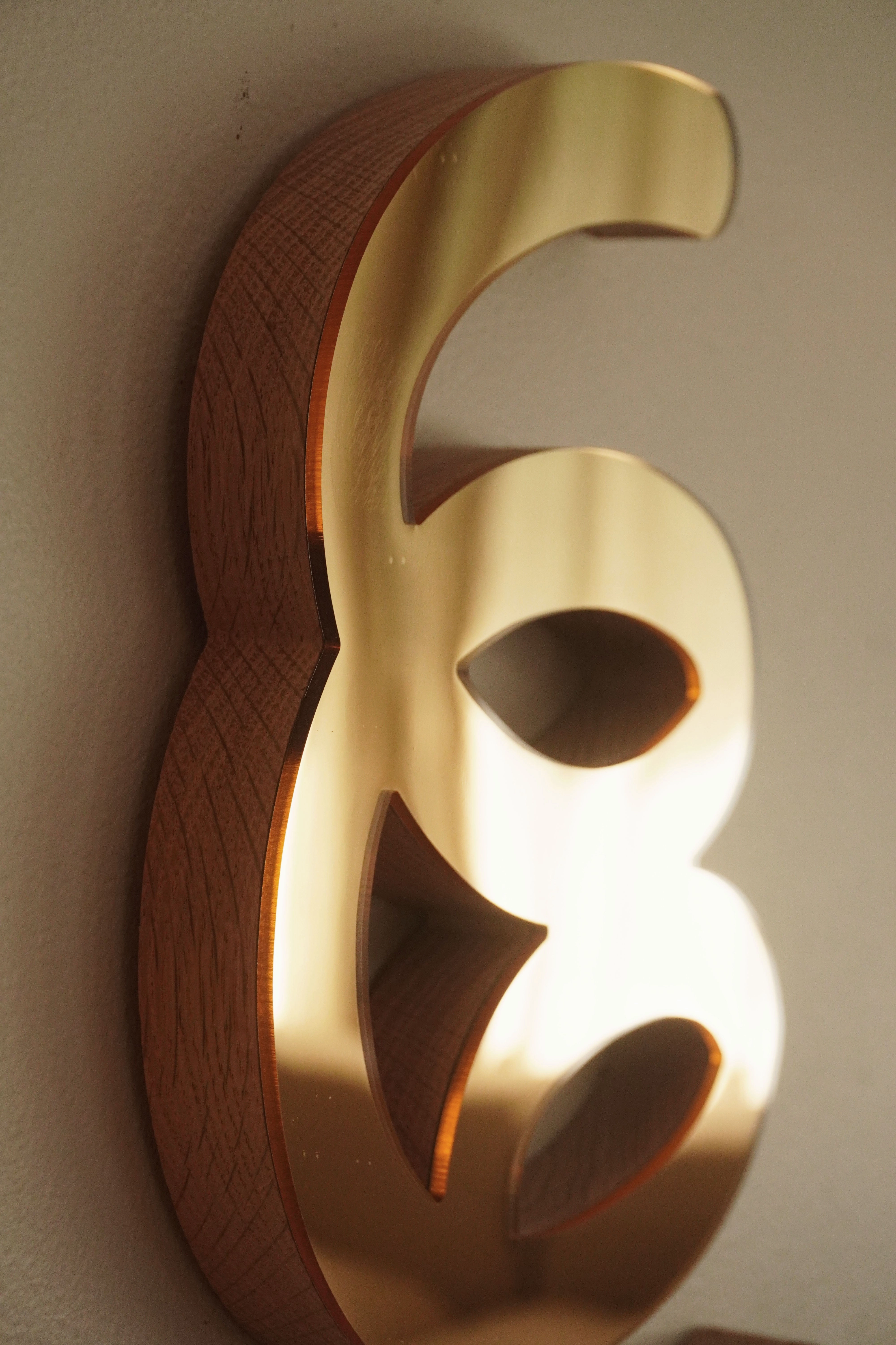 Gold 10 Scribble Sculpture Mirror