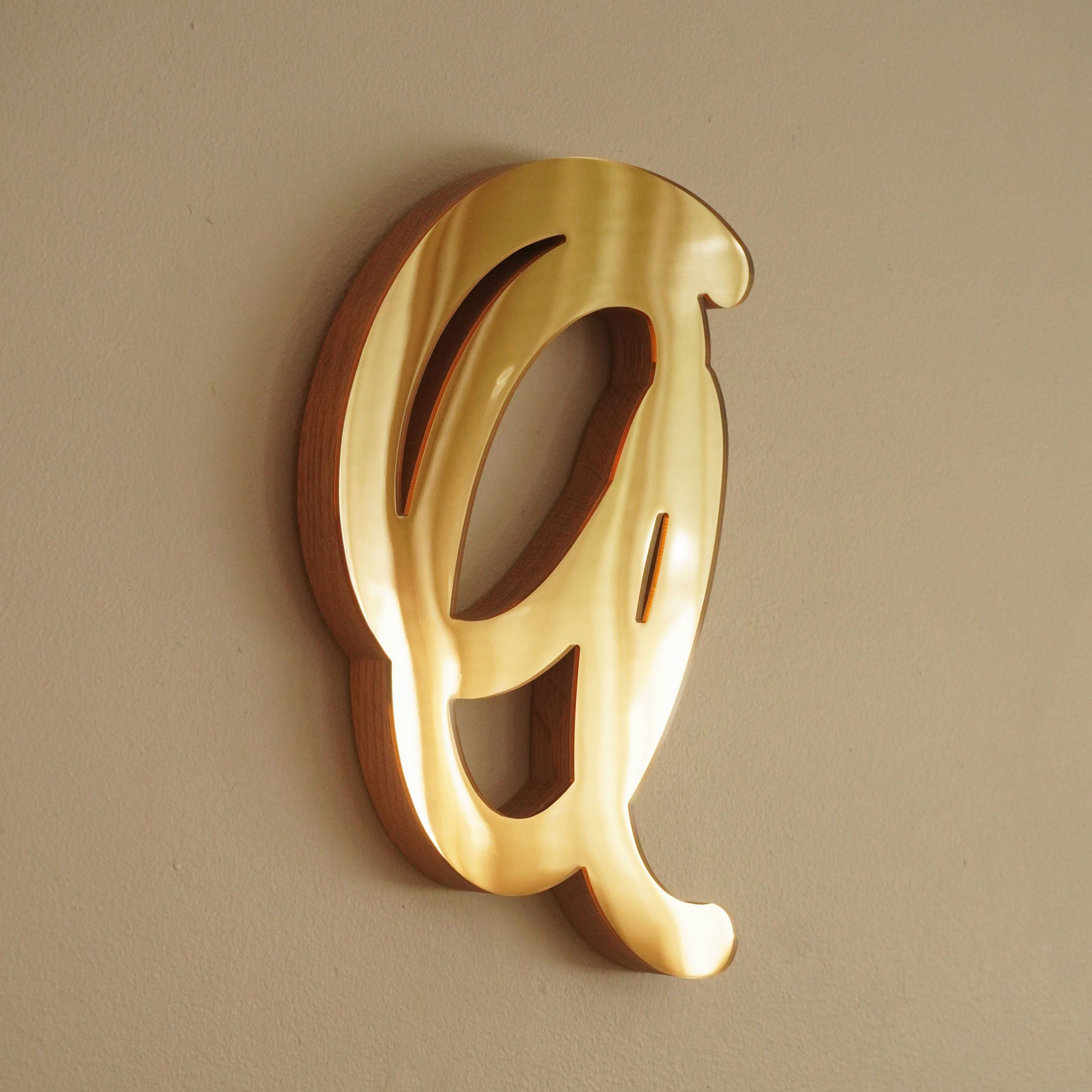 Gold 8 Scribble Sculpture Mirror 