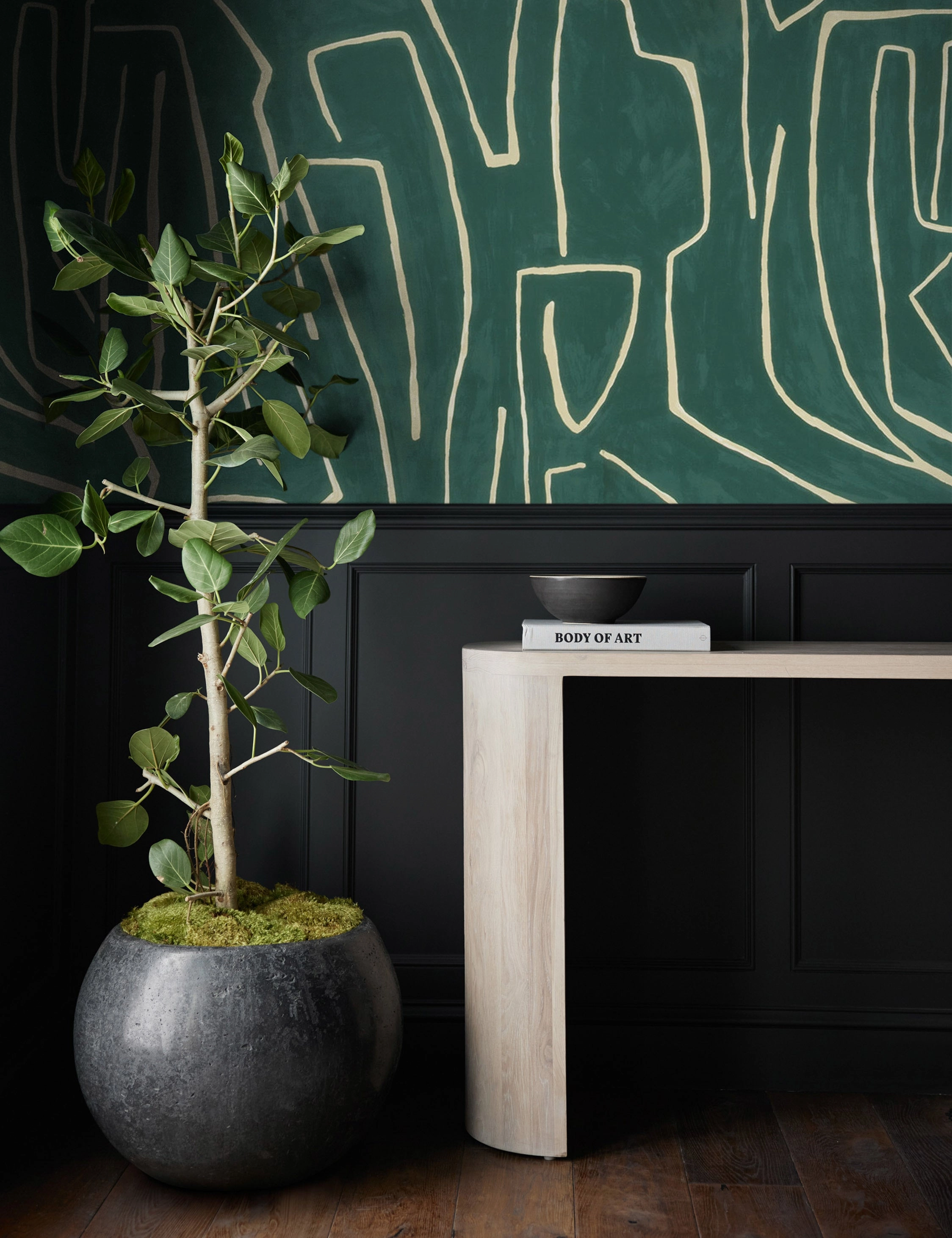 Graffito Wallpaper by Kelly Wearstler