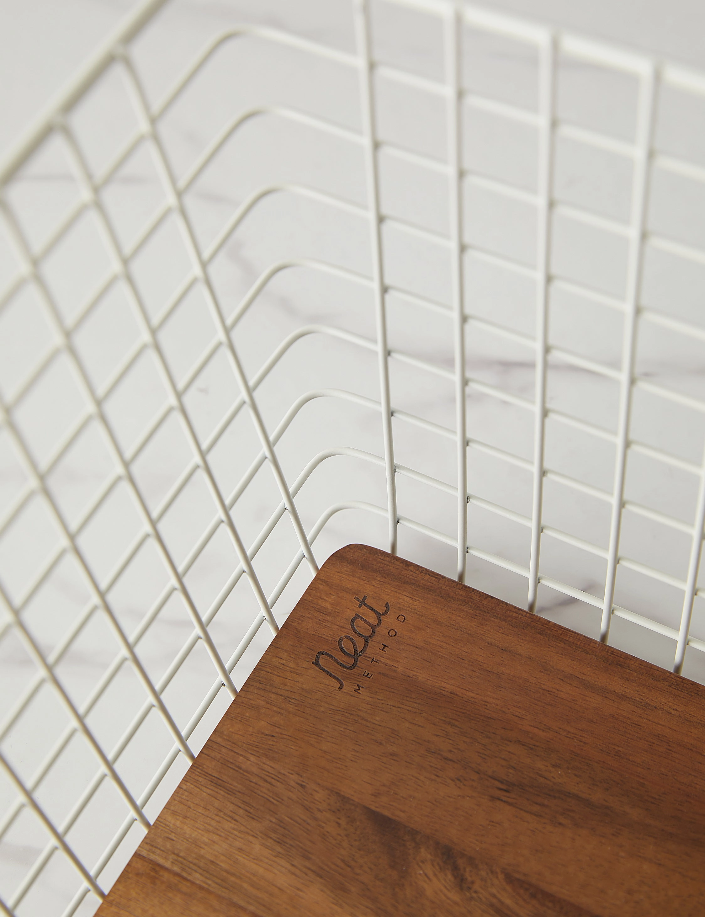 Grid Basket by NEAT Method