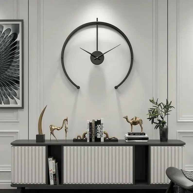 HALF ROUND WALL CLOCK BLACK 