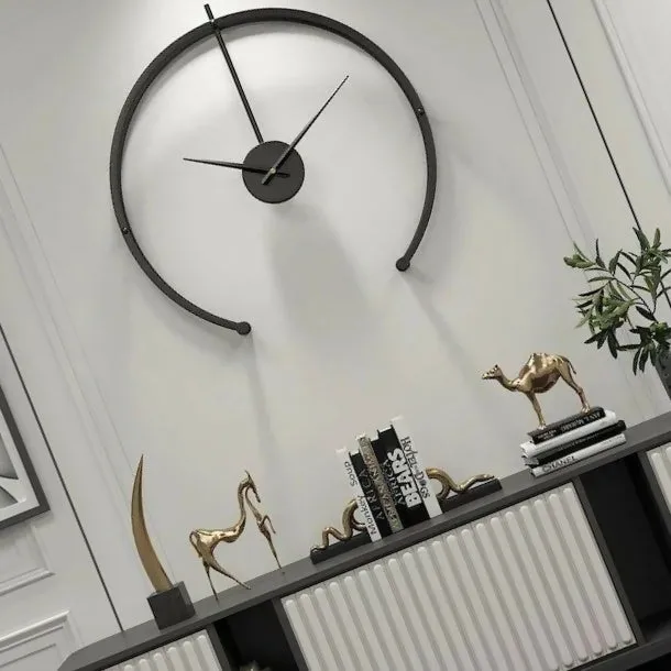 HALF ROUND WALL CLOCK BLACK