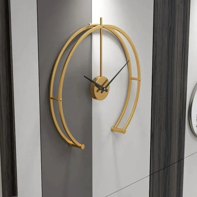 HALF ROUND WALL CLOCK GOLD