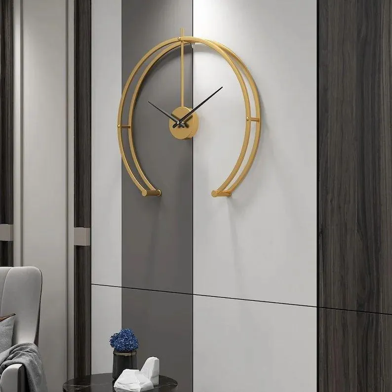 HALF ROUND WALL CLOCK GOLD