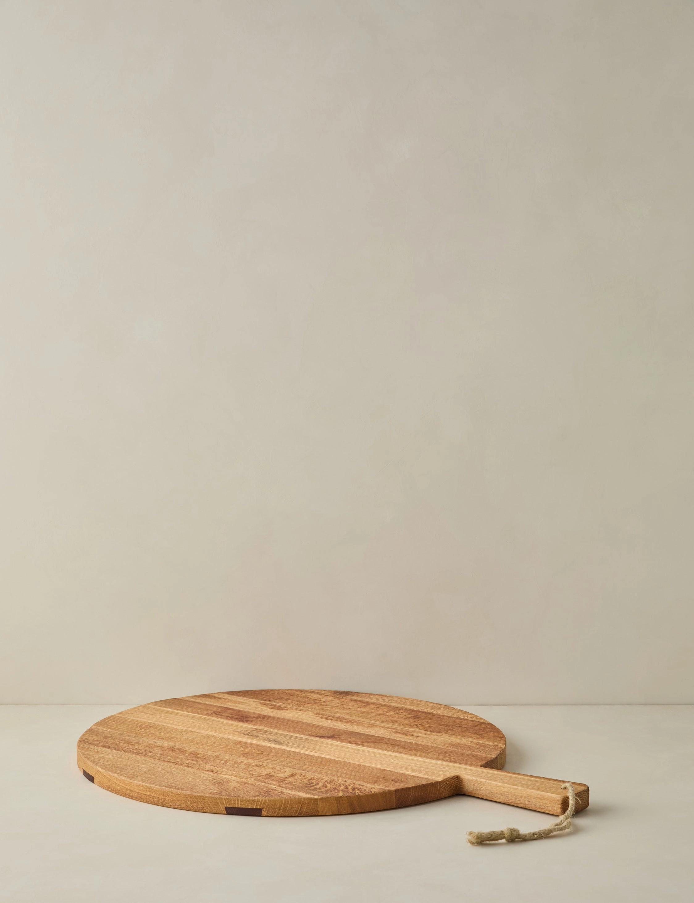 Handcrafted Round Oak Serving Board by etHOME
