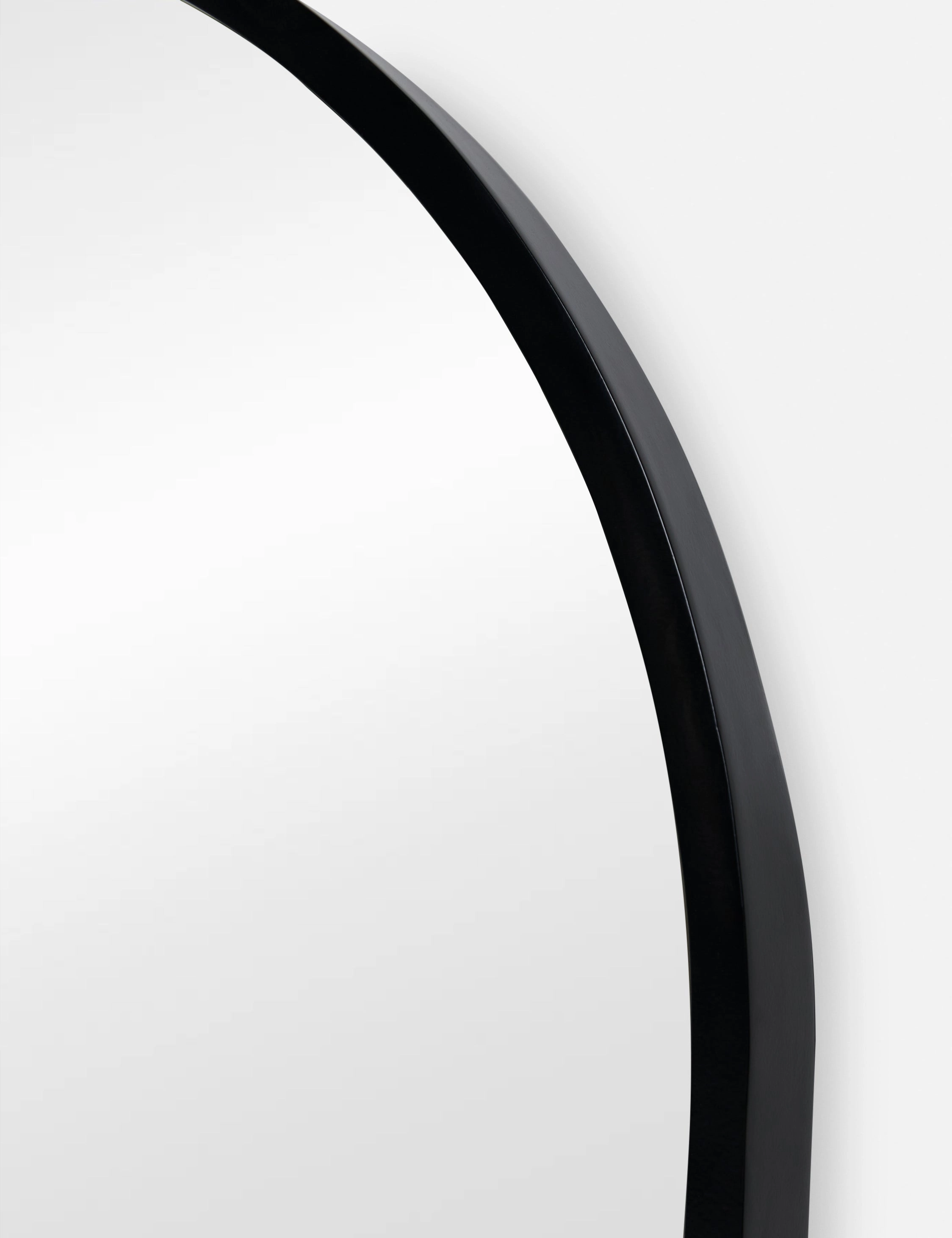 Idris Oval Mirror