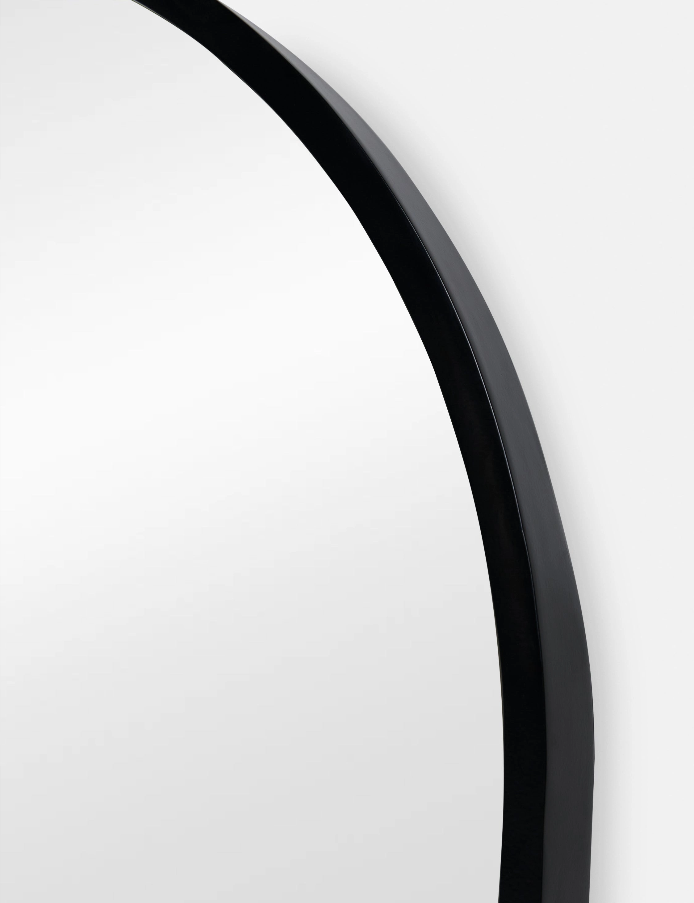 Idris Oval Mirror