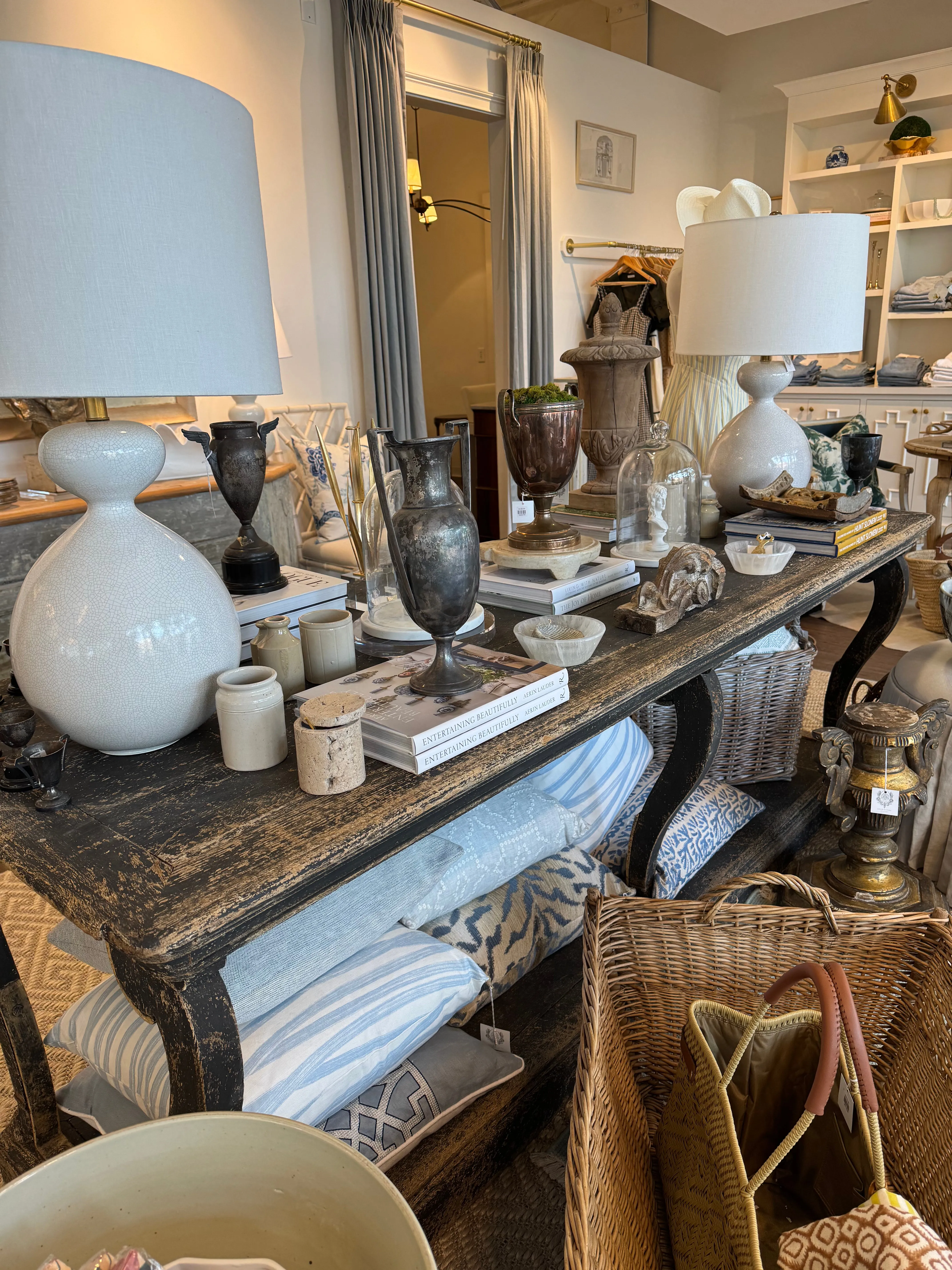 Italian Draperie Table