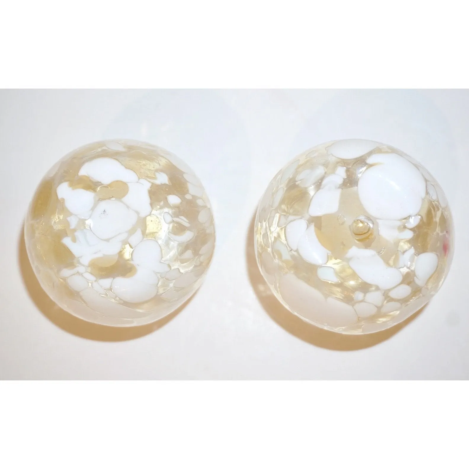 Italian Mottled Murano Glass Modern Pair of Drinking Glasses with White Murrine