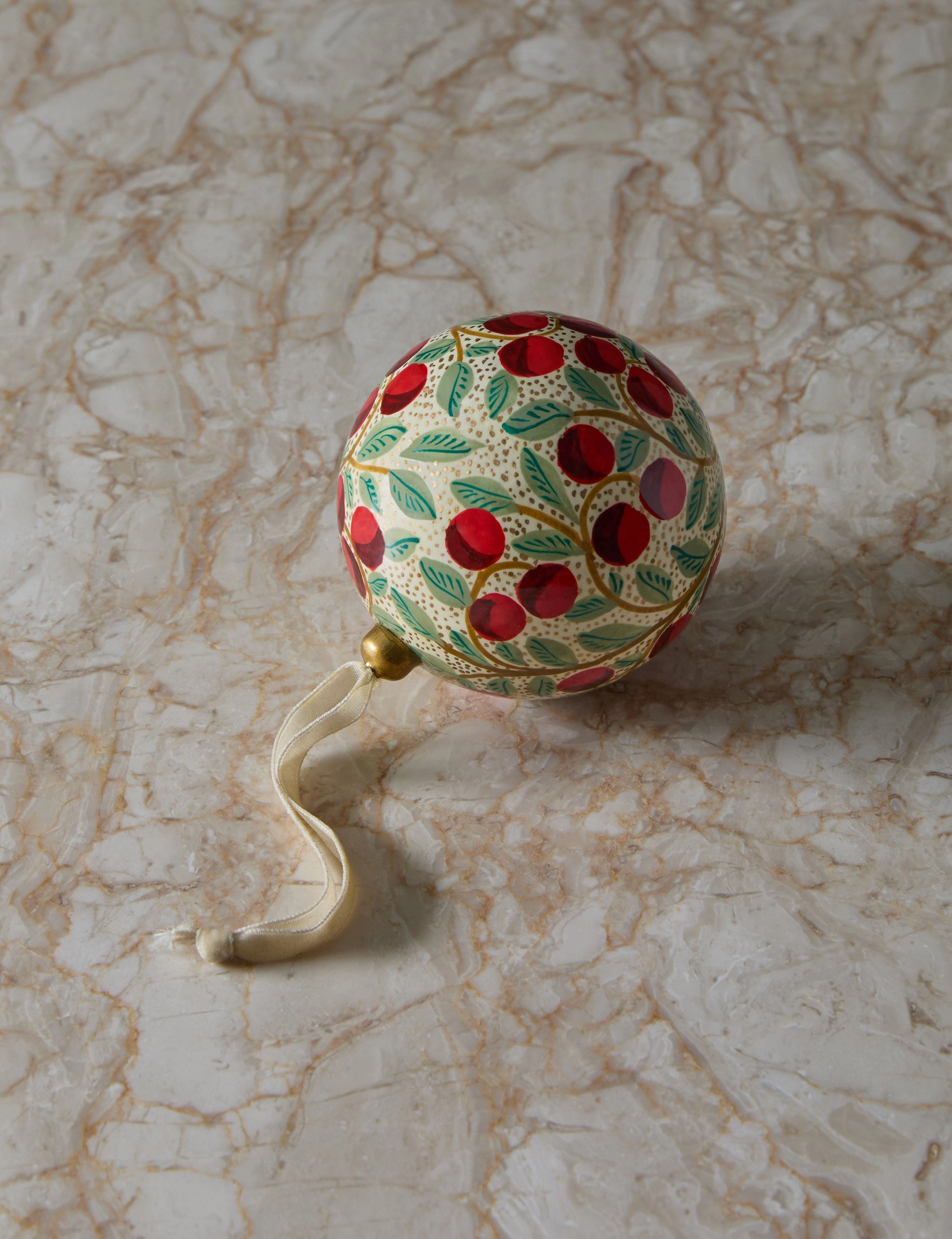 Joelle Ornaments (Set of 2)
