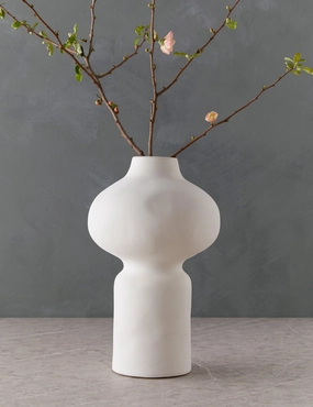 Kareem Vase 