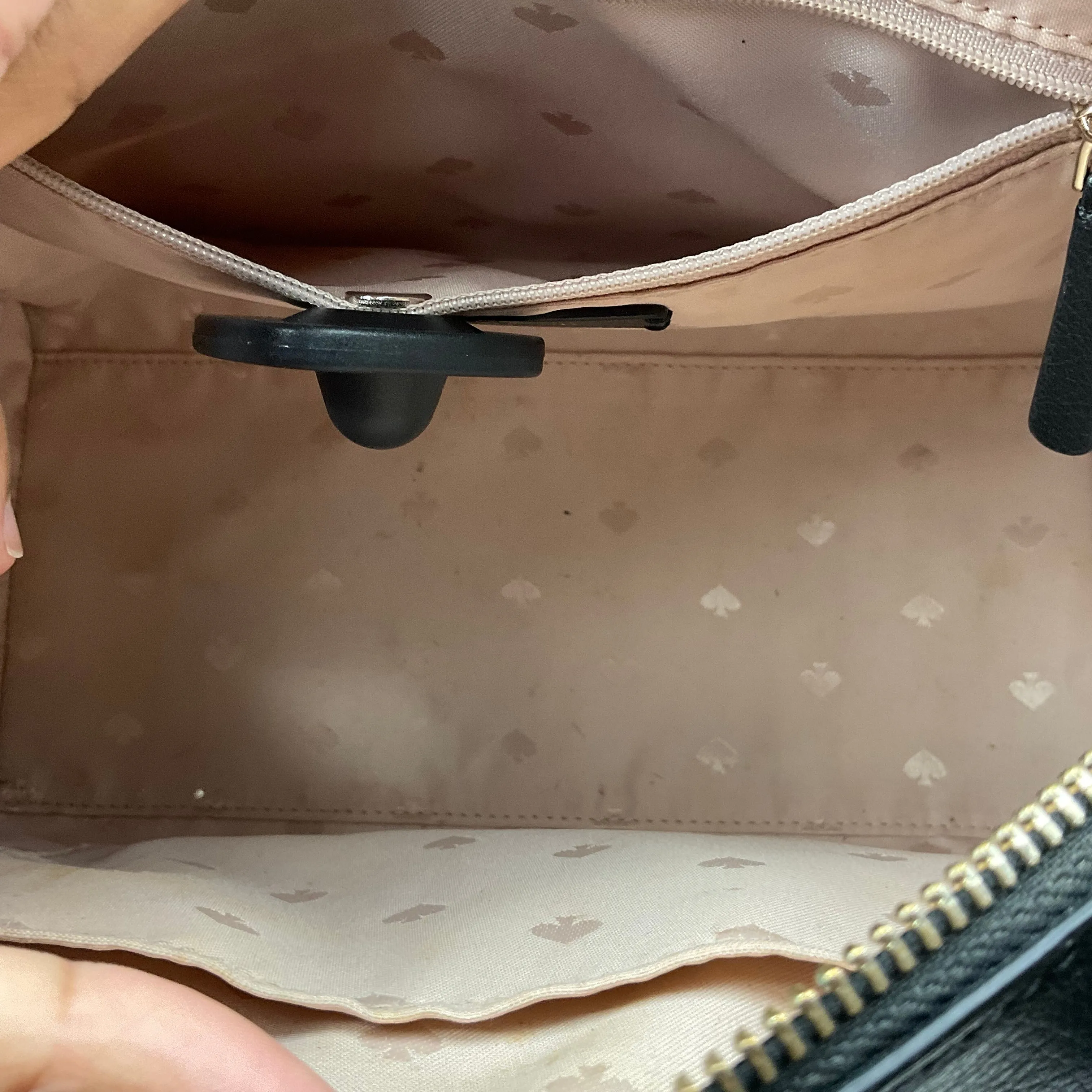 Kate Spade Bags Crossbody Designer By Kate Spade, Size: Medium