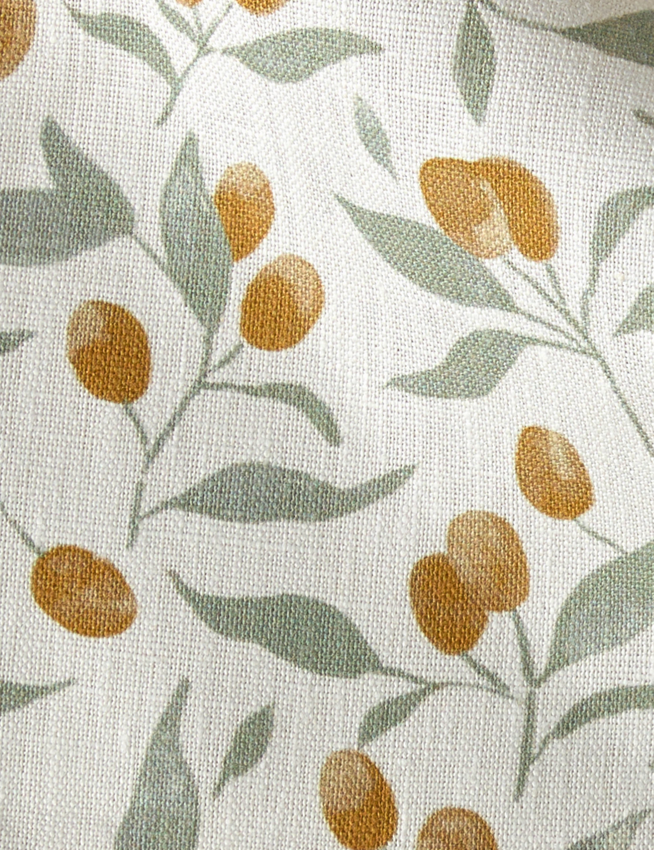 Kumquats Linen Fabric by Rylee   Cru