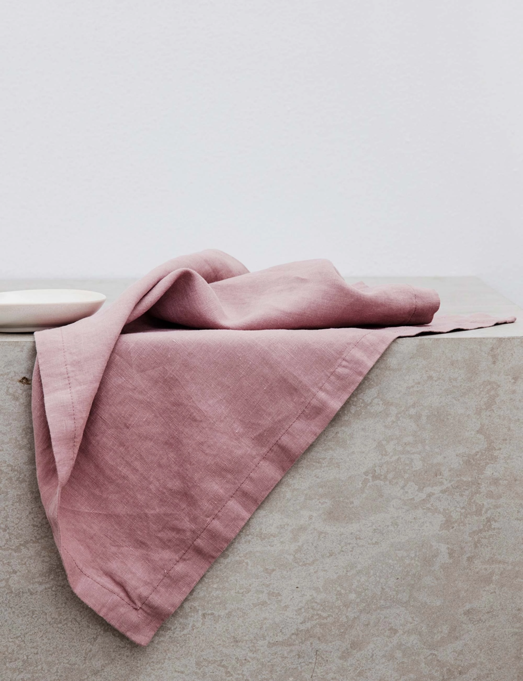 Linen Table Napkins (Set of 4) by Cultiver