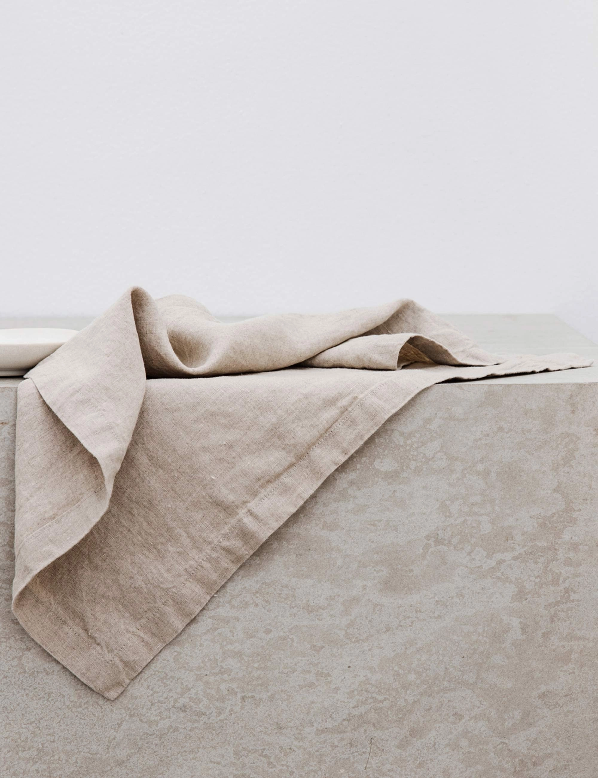 Linen Table Napkins (Set of 4) by Cultiver