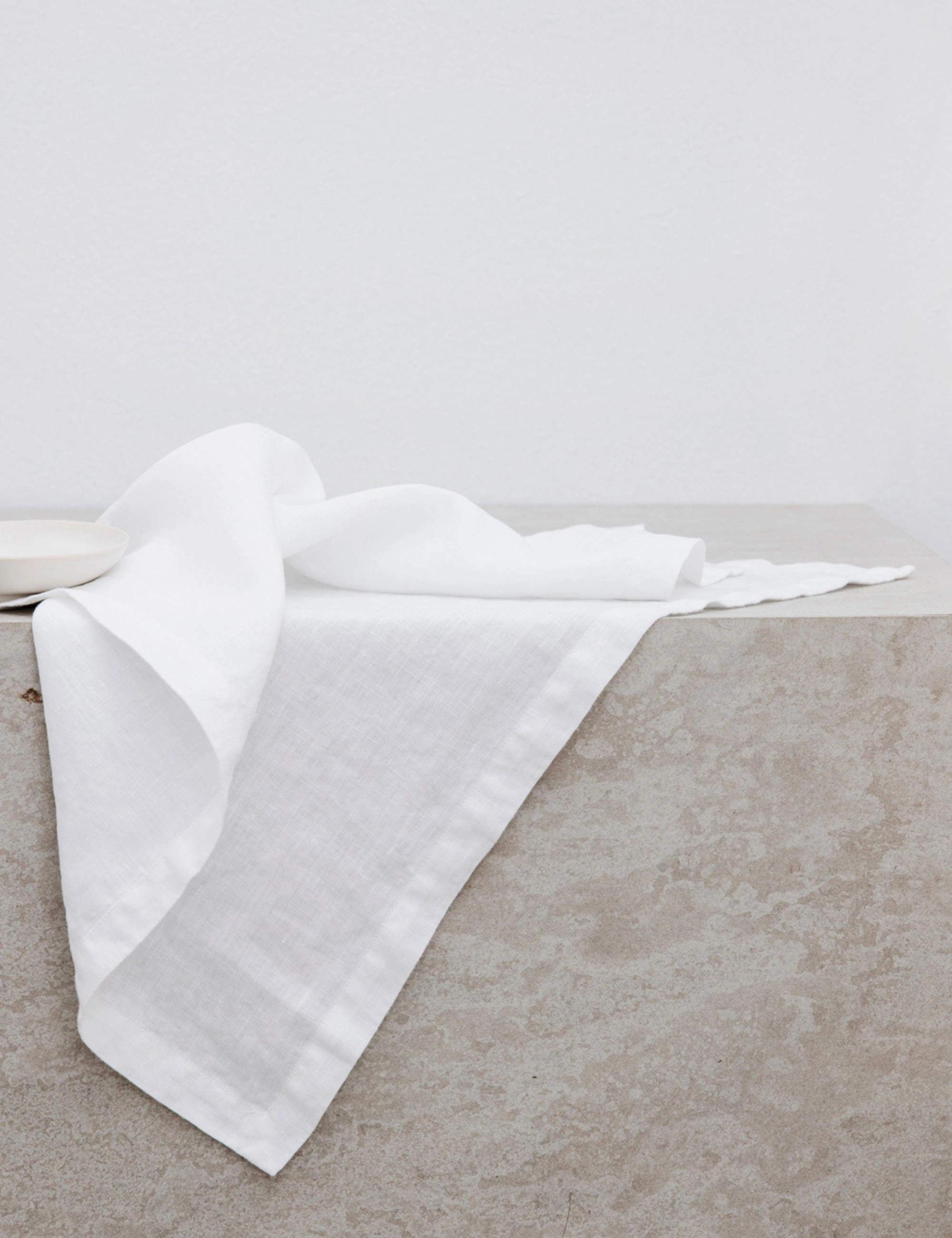 Linen Table Napkins (Set of 4) by Cultiver