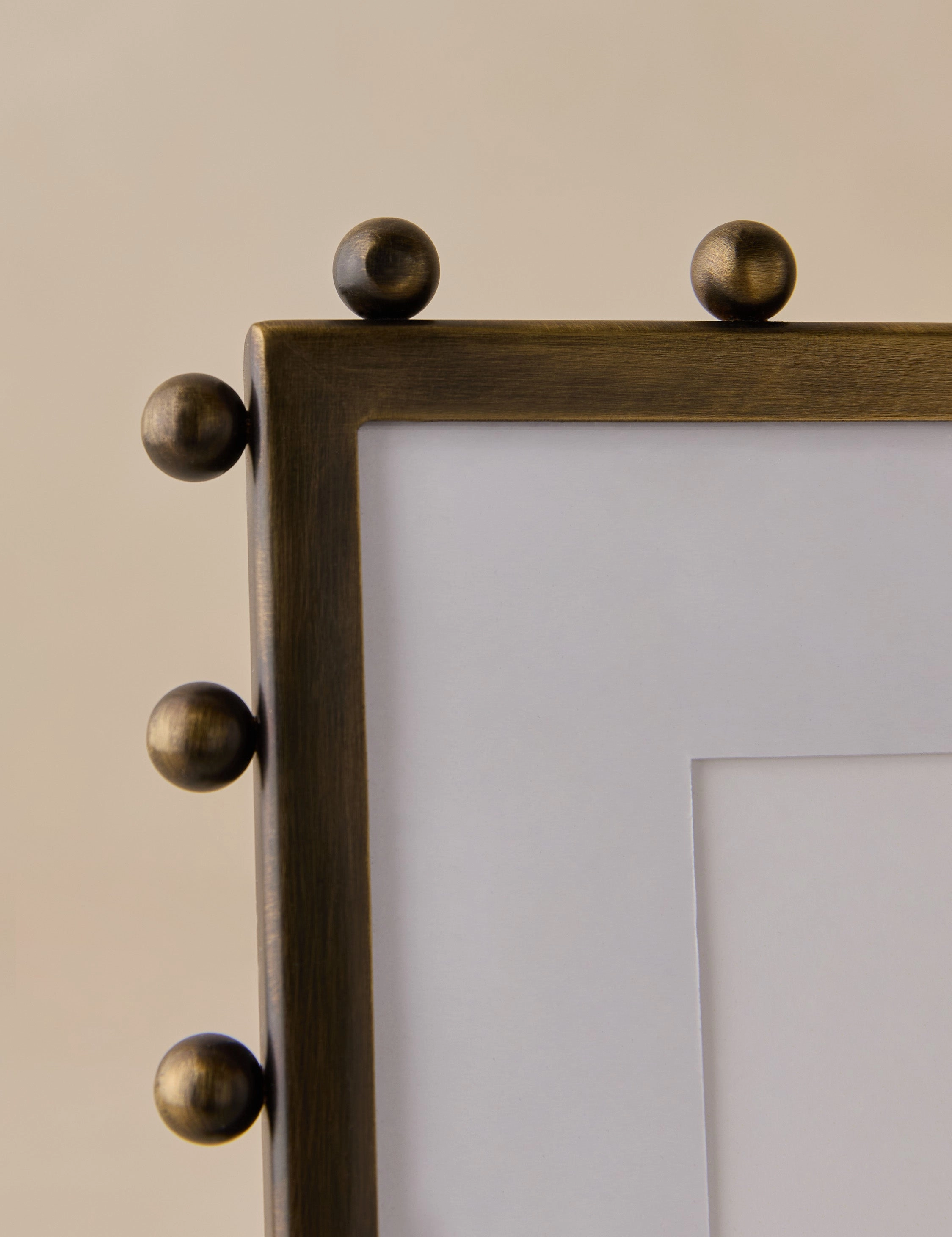 Lochlan Picture Frame