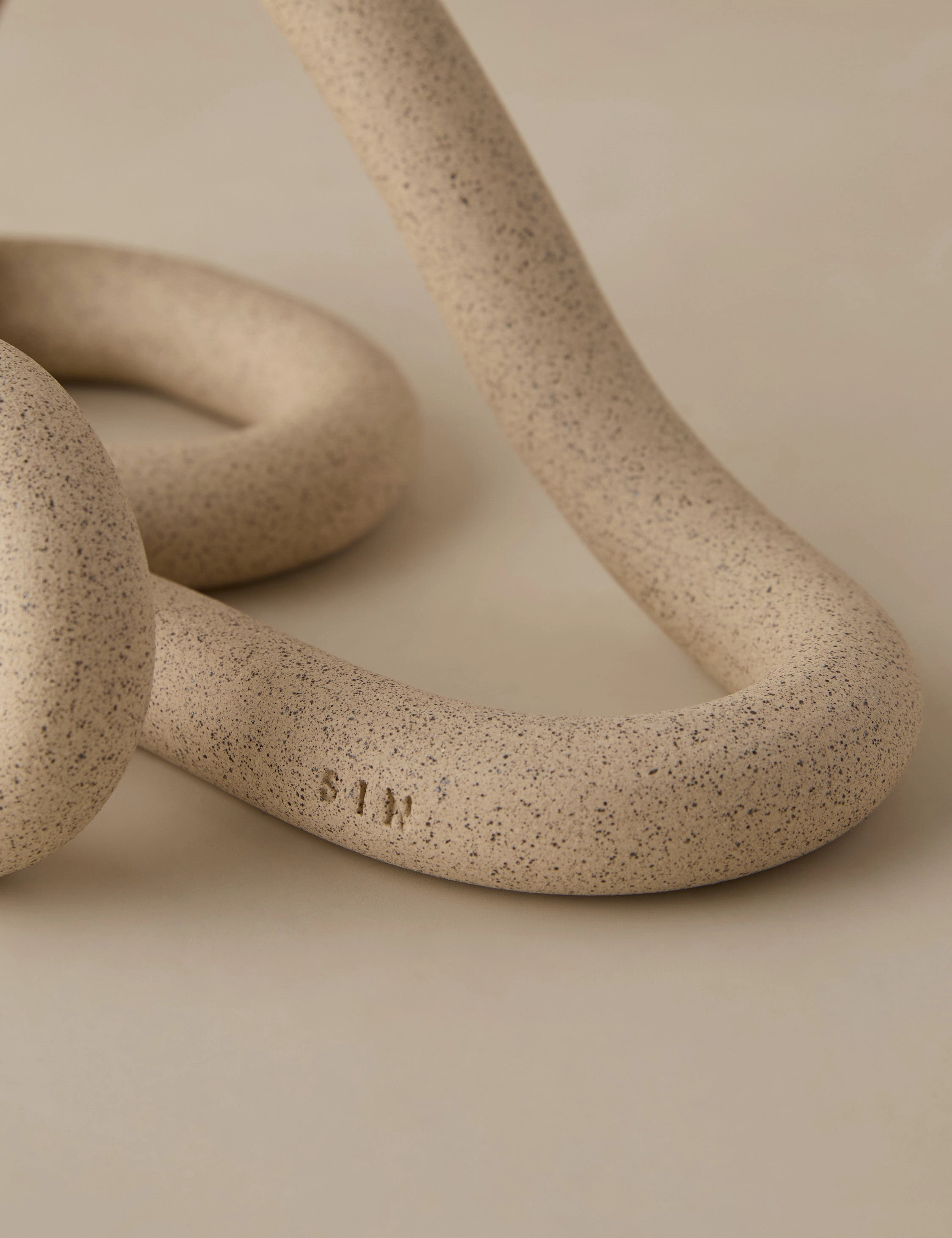Lumbra Book Stand by SIN