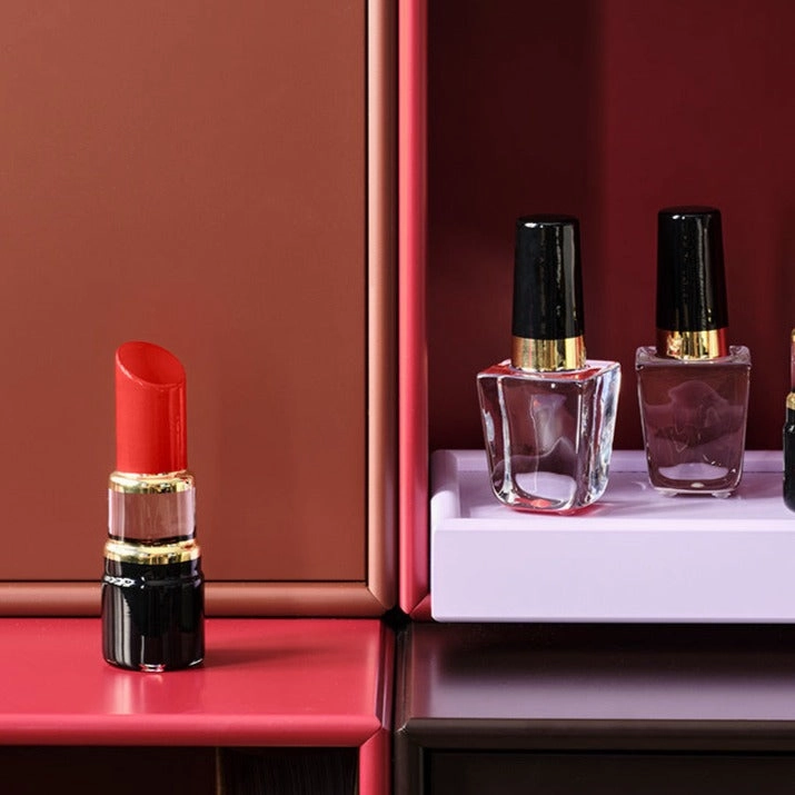 Make Up - Lipstick Poppy Red