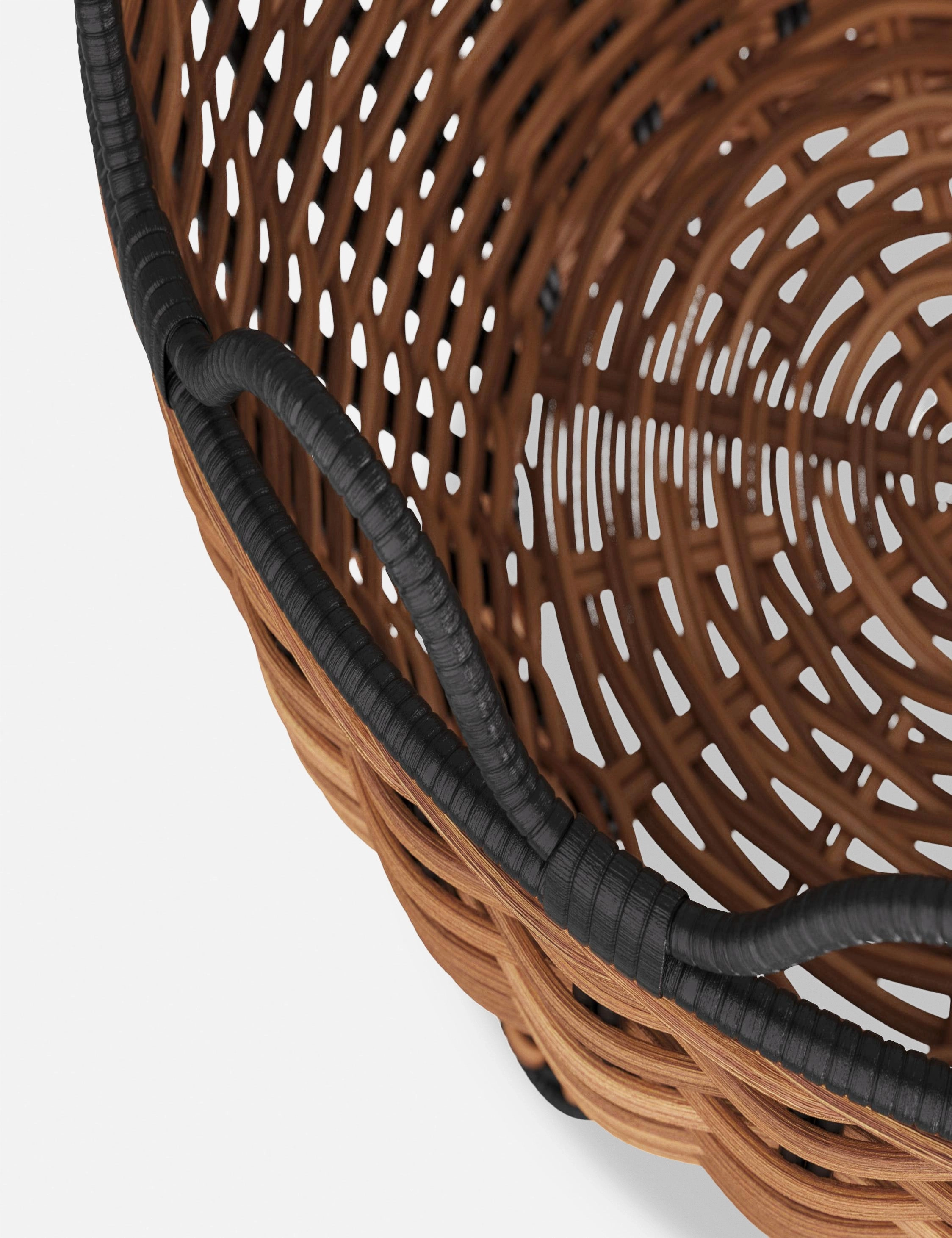 Mar Centerpiece by Arteriors