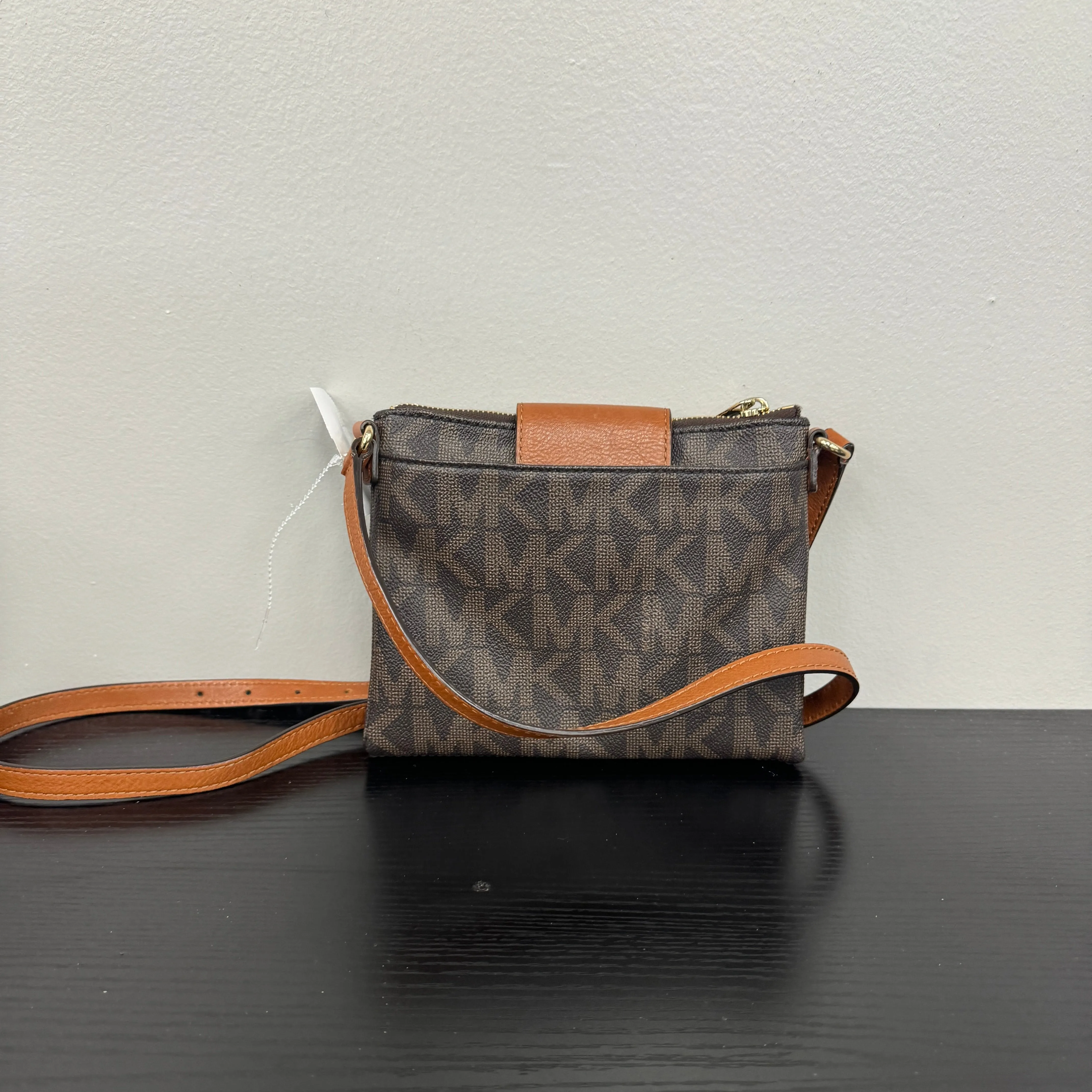 Michael Kors Bags Crossbody Designer By Michael Kors, Size: Small