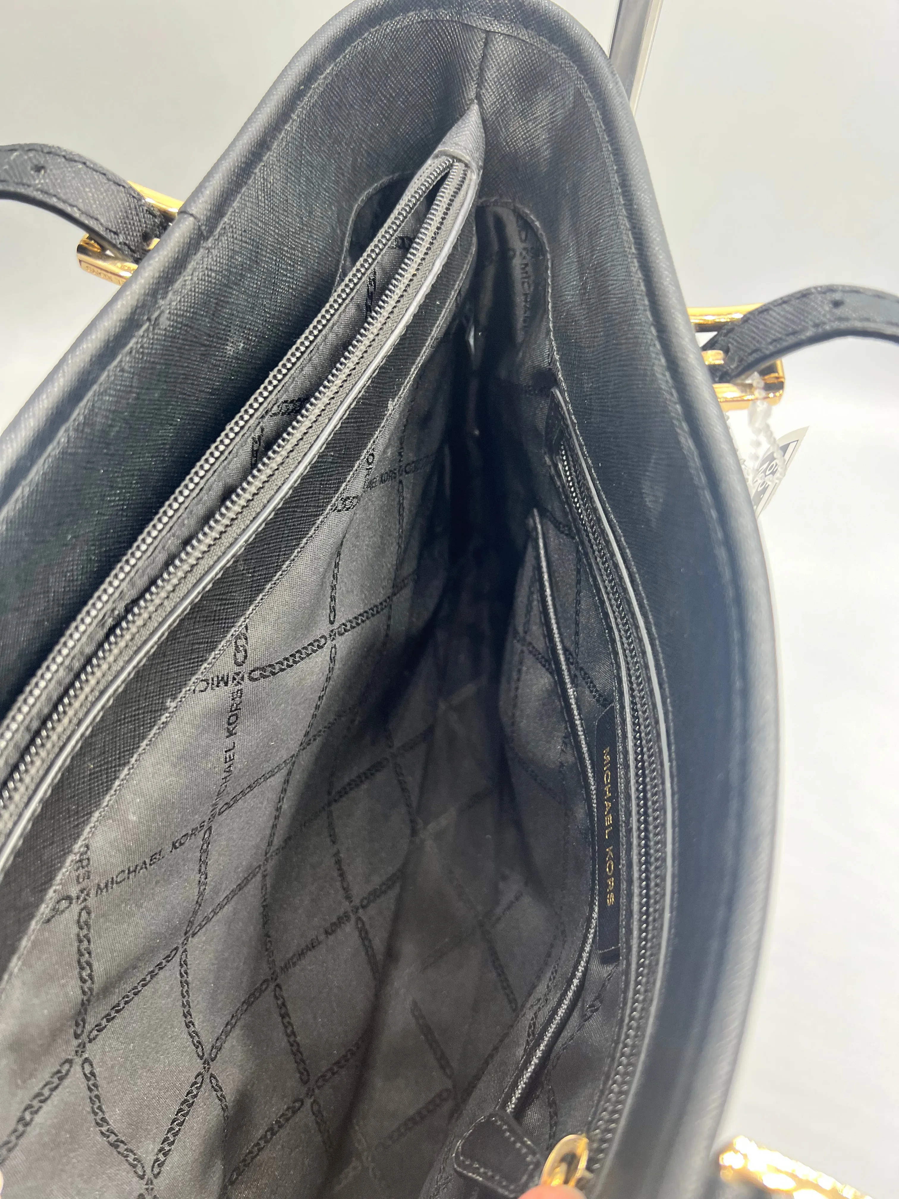Michael Kors Bags HANDBAG DESIGNER by MICHAEL KORS In BLACK, Size: MEDIUM