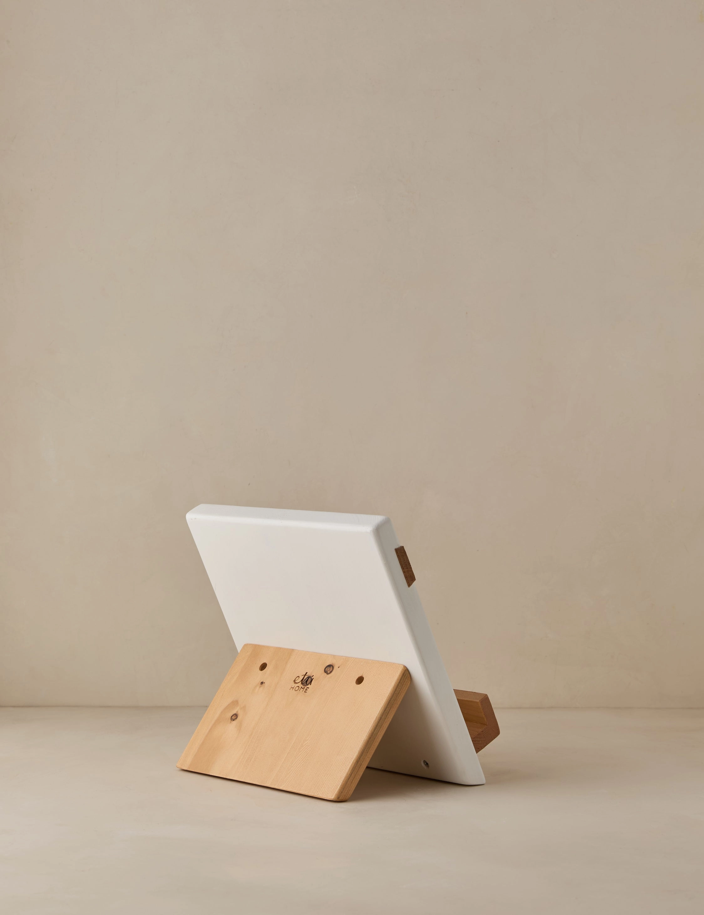 Mod Cookbook Holder by etHOME