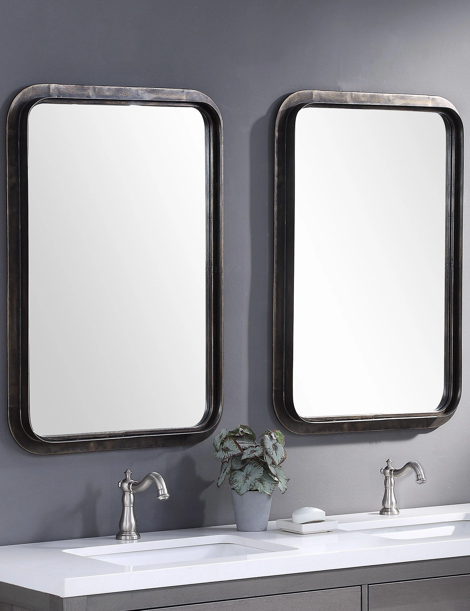 Natalie Mirror 
