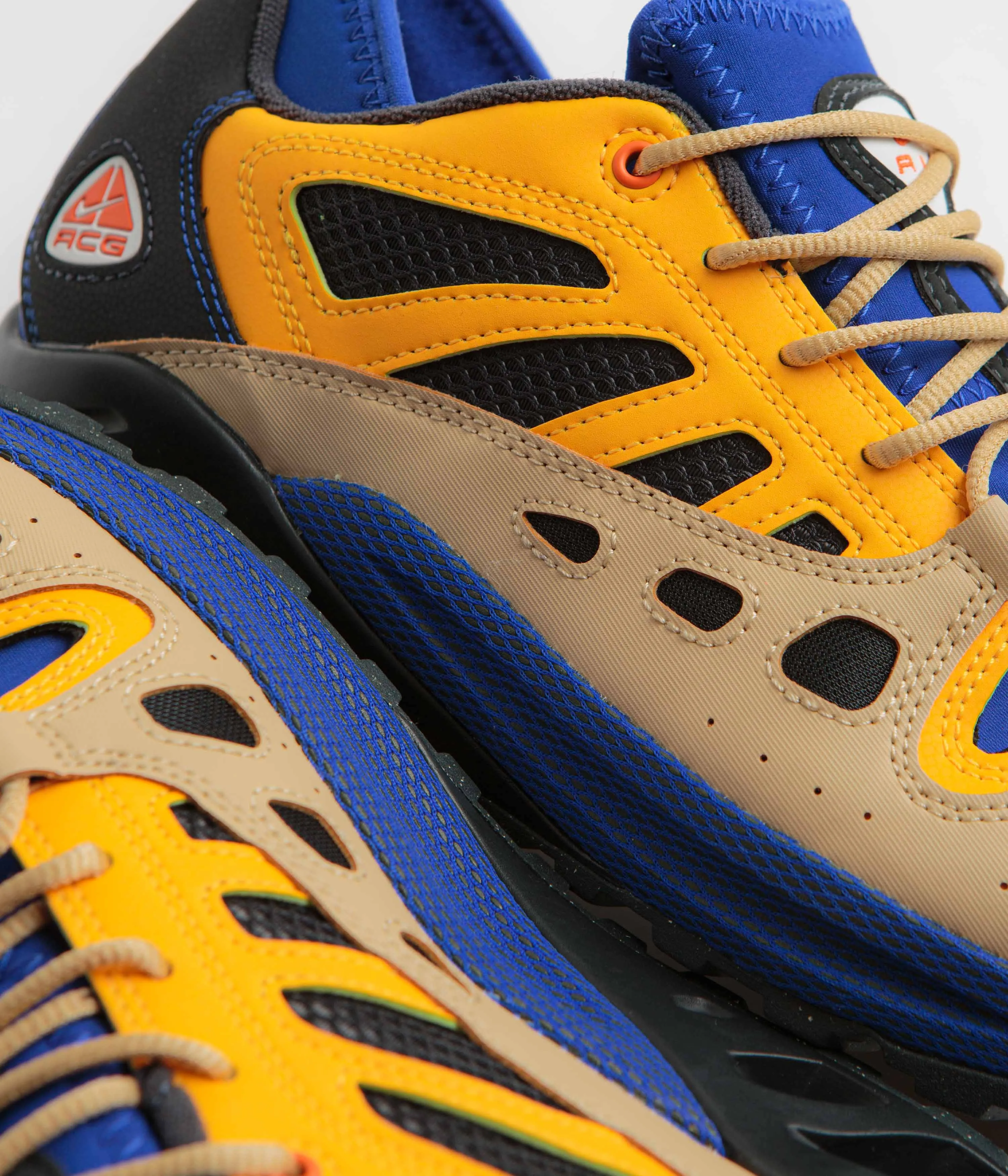 Nike ACG Air Exploraid Shoes - Hyper Royal / Safety Orange - Laser Orange Nike ACG Outdoor Clothing