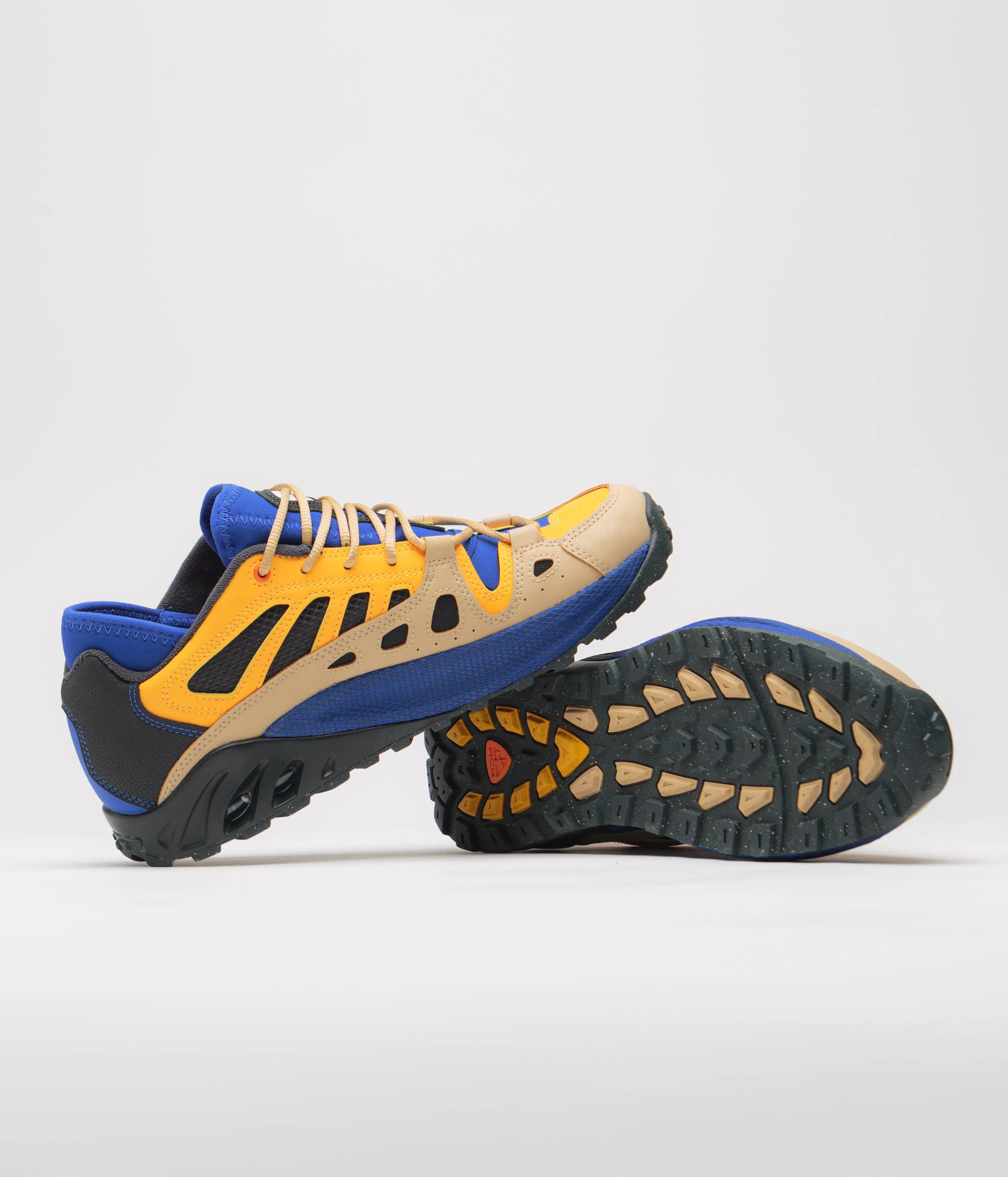 Nike ACG Air Exploraid Shoes - Hyper Royal / Safety Orange - Laser Orange Nike ACG Outdoor Clothing