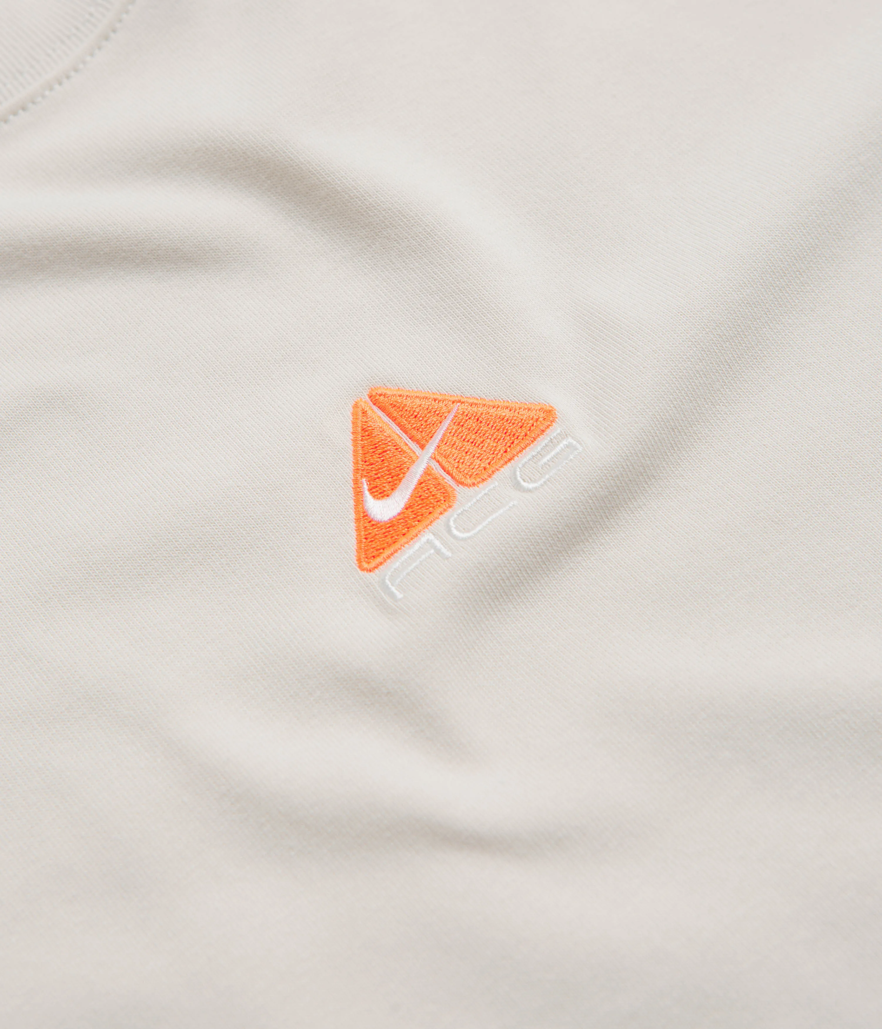Nike ACG Lungs T-Shirt - Light Orewood Brown Nike ACG Outdoor Clothing