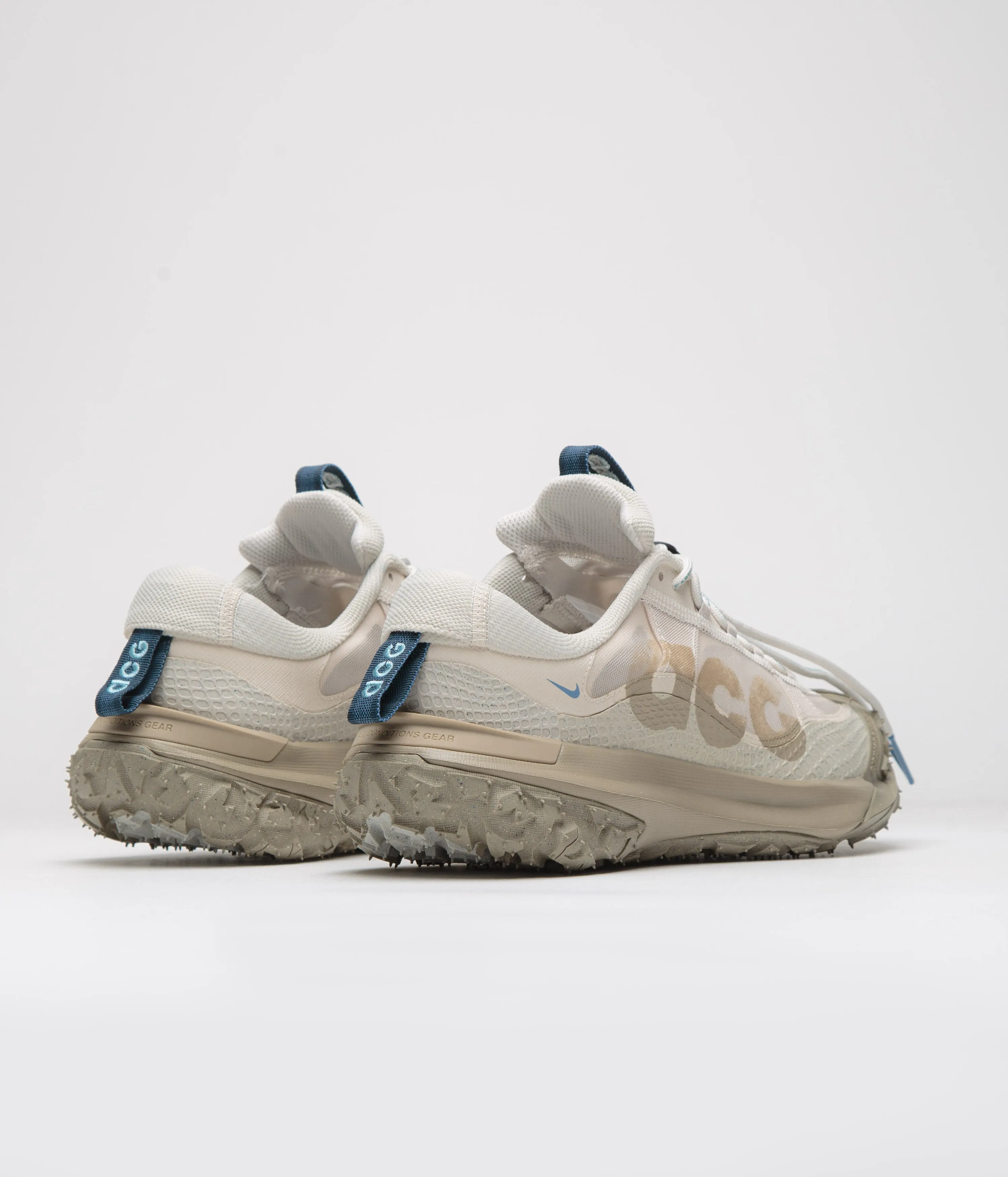 Nike ACG Mountain Fly 2 Low Shoes - Light Orewood Brown / Khaki - Light Bone Nike ACG Outdoor Clothing