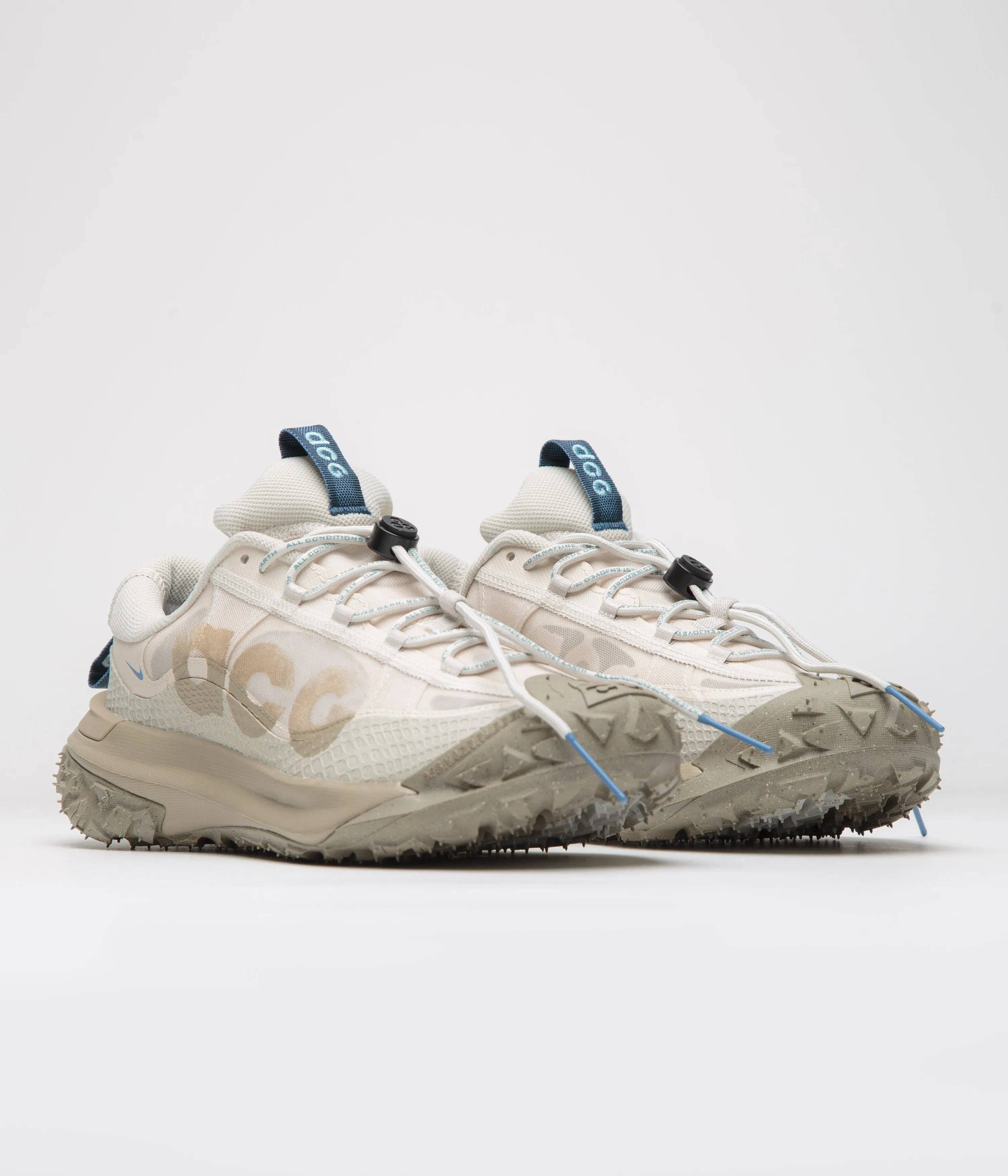 Nike ACG Mountain Fly 2 Low Shoes - Light Orewood Brown / Khaki - Light Bone Nike ACG Outdoor Clothing