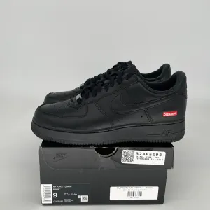 NIKE AIR FORCE 1 LOW SUPREME BLACK SIZE 9 CU9225-001