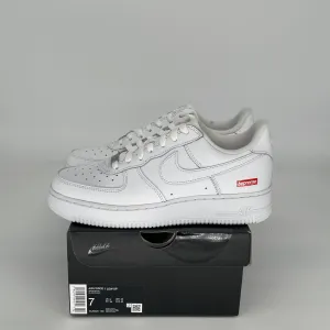 NIKE AIR FORCE 1 LOW SUPREME WHITE SIZE 7 CU9225-100