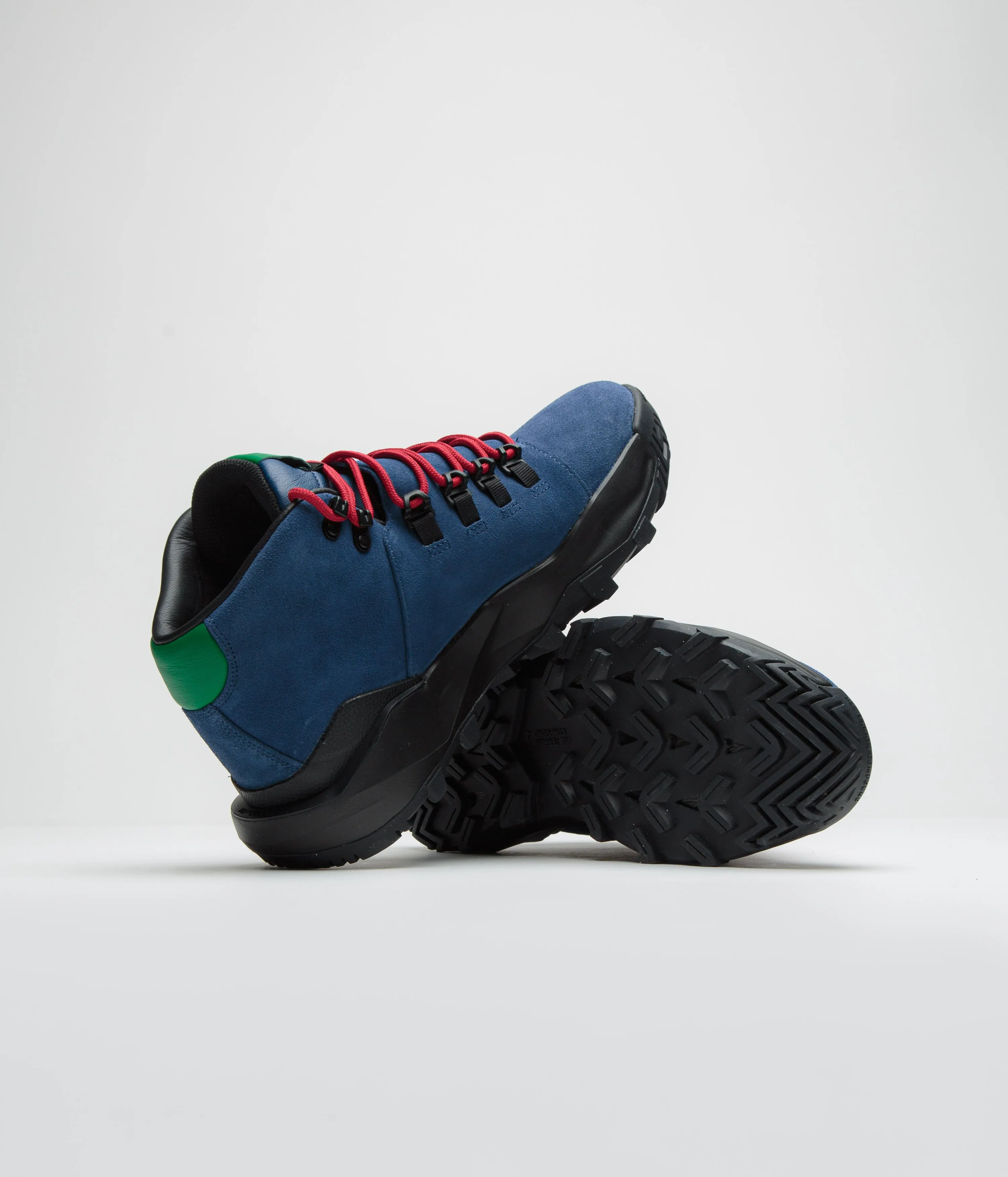 Nike Cygnal Shoes - Navy / Pine Green - Gym Red - Black Nike ACG Outdoor Clothing