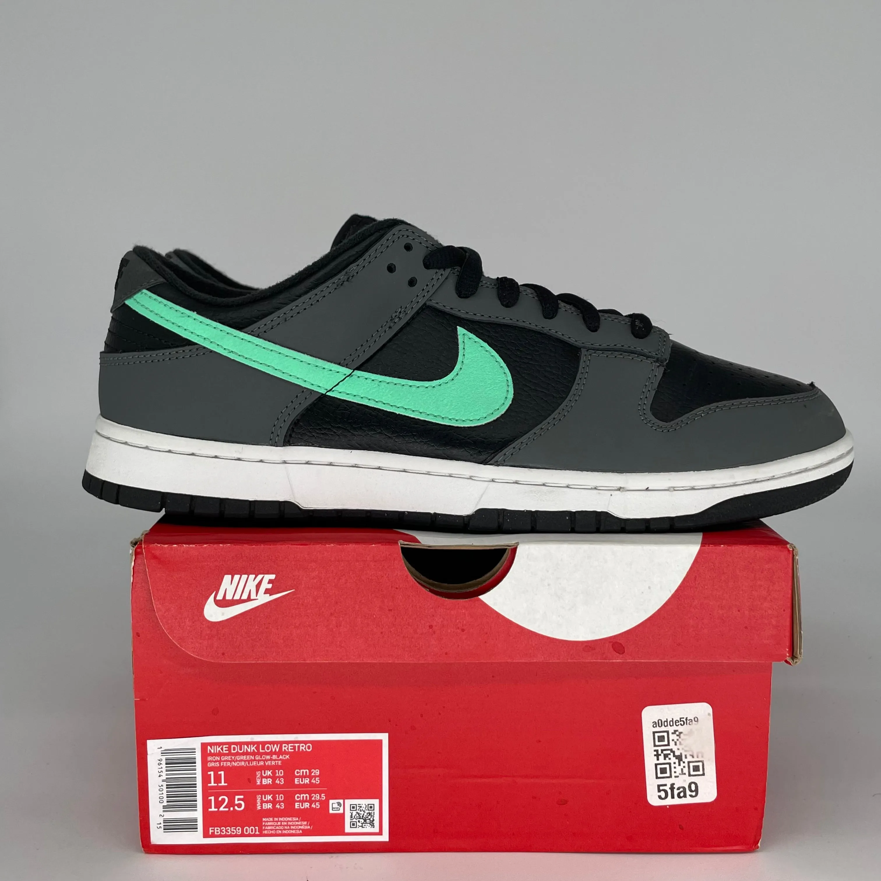 NIKE DUNK LOW GREEN GLOW SIZE 11 FB3359-001